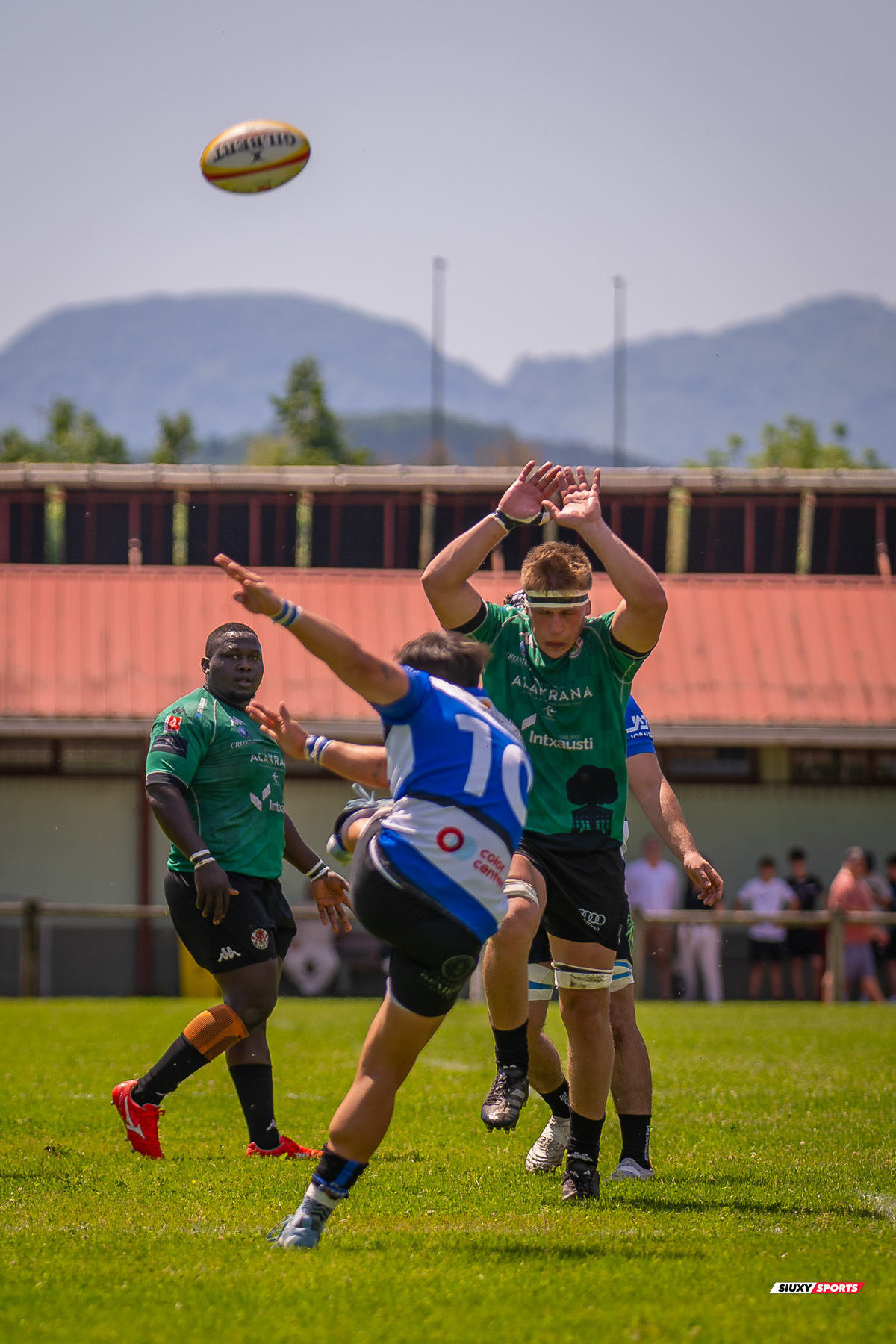  Gernika Rugby Taldea - Club de Rugby Sant Cugat - Rugby - FER 2025 - Sémi Final Ascenso - Gernika (24) vs (11) Sant Cugat (#FER25SFAGRTCRSC) Photo by: Fredy Monfoto | Siuxy Sports 2025-05-18