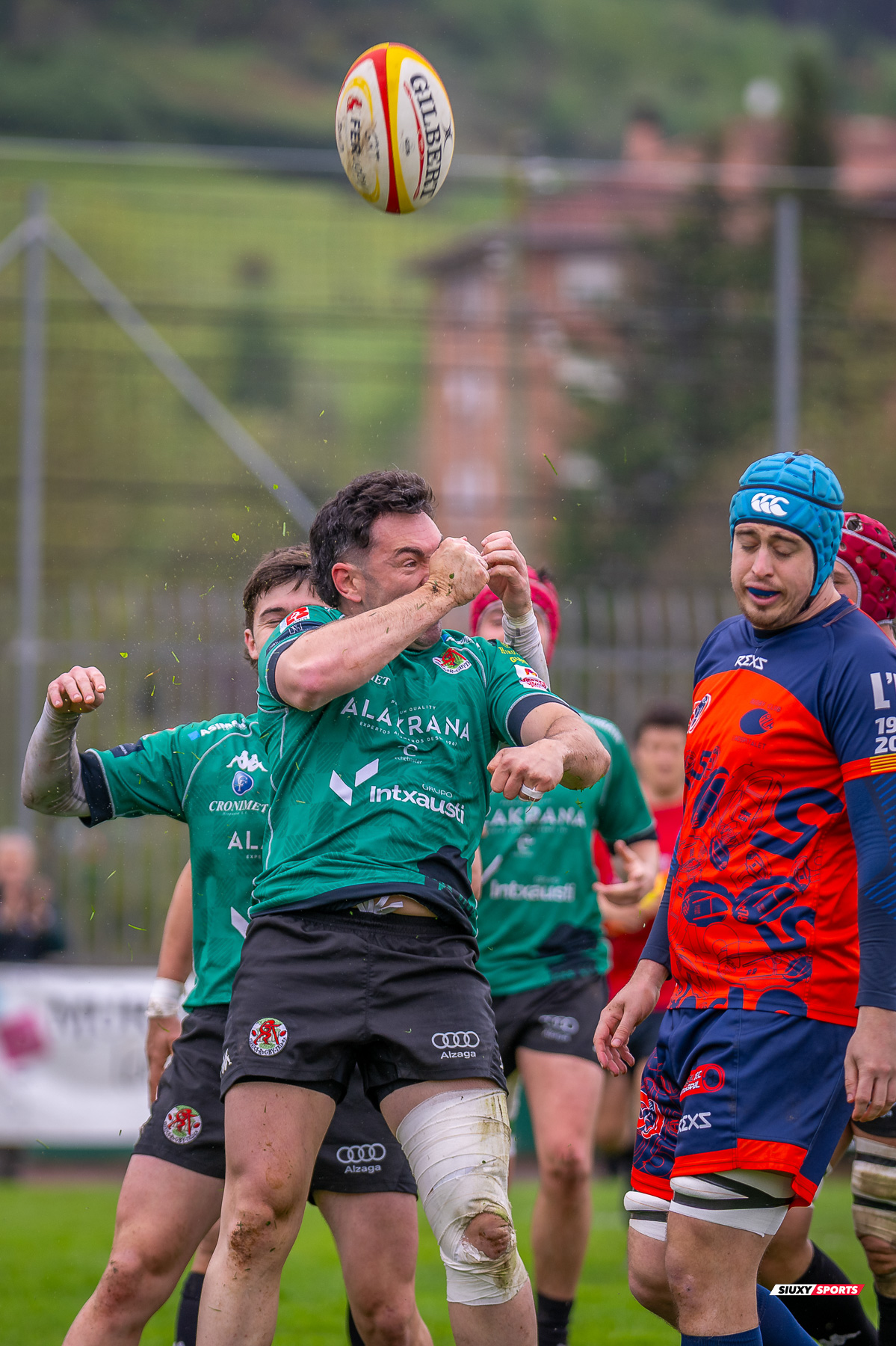  Gernika Rugby Taldea - Rugby Club L'Hospitalet - Rugby - FER 2025 - DHB - Gernika RT (52) vs (7) RC L'Hospitalet (#FER25DHBGERHOS04) Photo by: Fredy Monfoto | Siuxy Sports 2025-04-13