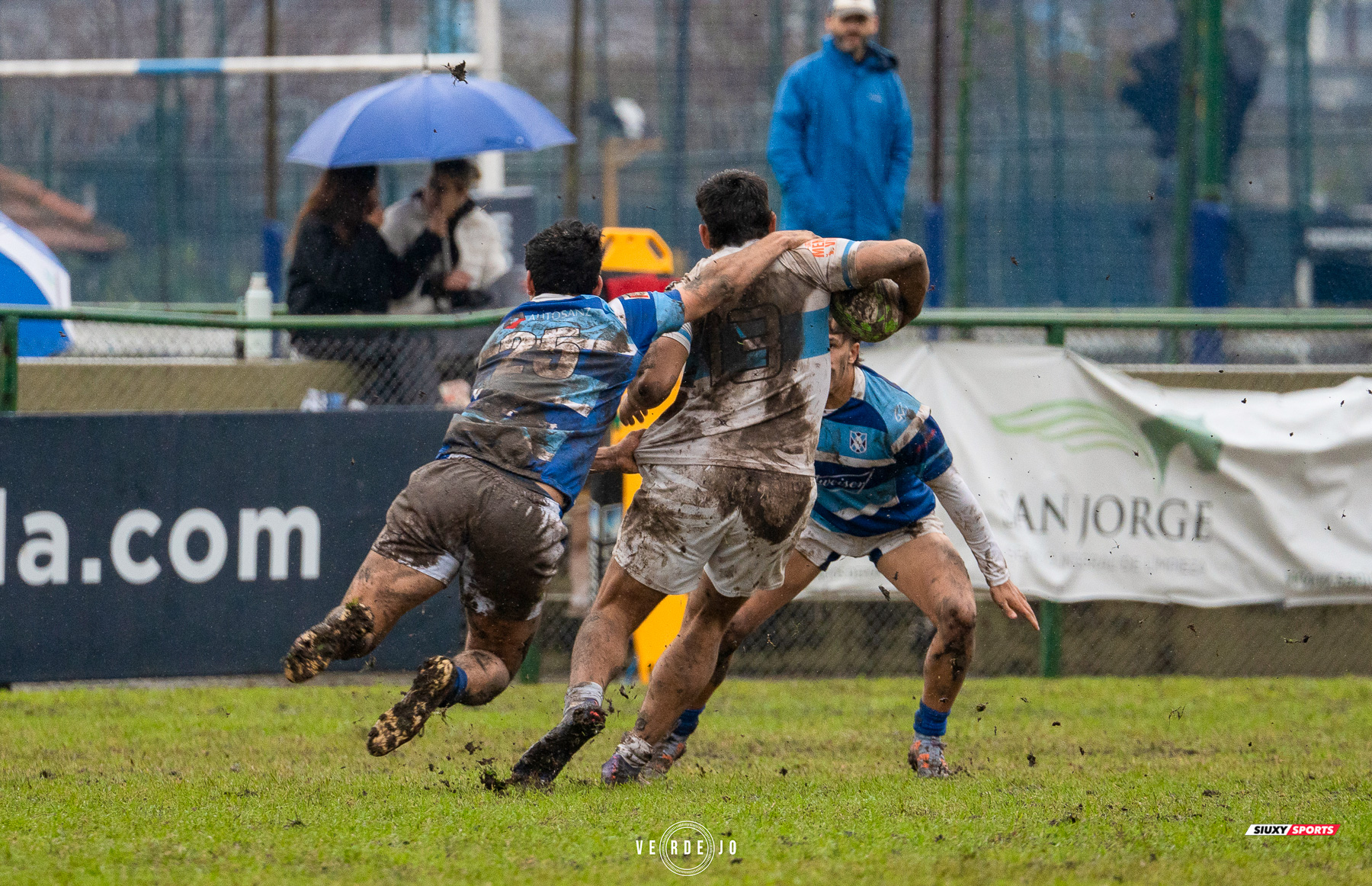  Club de Gimnasia y Esgrima - Luján Rugby Club - Rugby - URBA 2025 - 1ra B Sup - GEBA (74) vs (0) Lujan RC (#URBA251BSGEL6) Photo by: Ignacio Verdejo | Siuxy Sports 2025-06-14