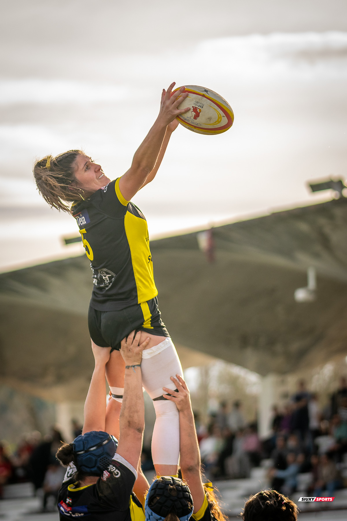  Getxo Artea Rugby Taldea - Club de Rugby Cisneros - Rugby - FER 2025 - LIGA IBERDROLA - GETXO NESKAK (39) vs (10) Cisneros (#FER25LIGNCI02) Photo by: Fredy Monfoto | Siuxy Sports 2025-02-15
