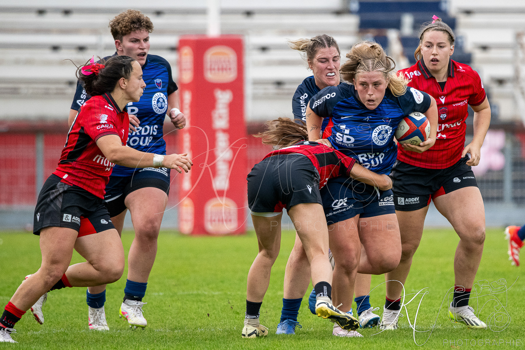  FC Grenoble Rugby - Lyon Olympique Universitaire - Rugby - FFR 2025 - Elite 1 F - Amazones FCG vs Lyon Olympique Universitaire (#FFR25E1FALOU1) Photo by: Karine Valentin | Siuxy Sports 2025-10-18