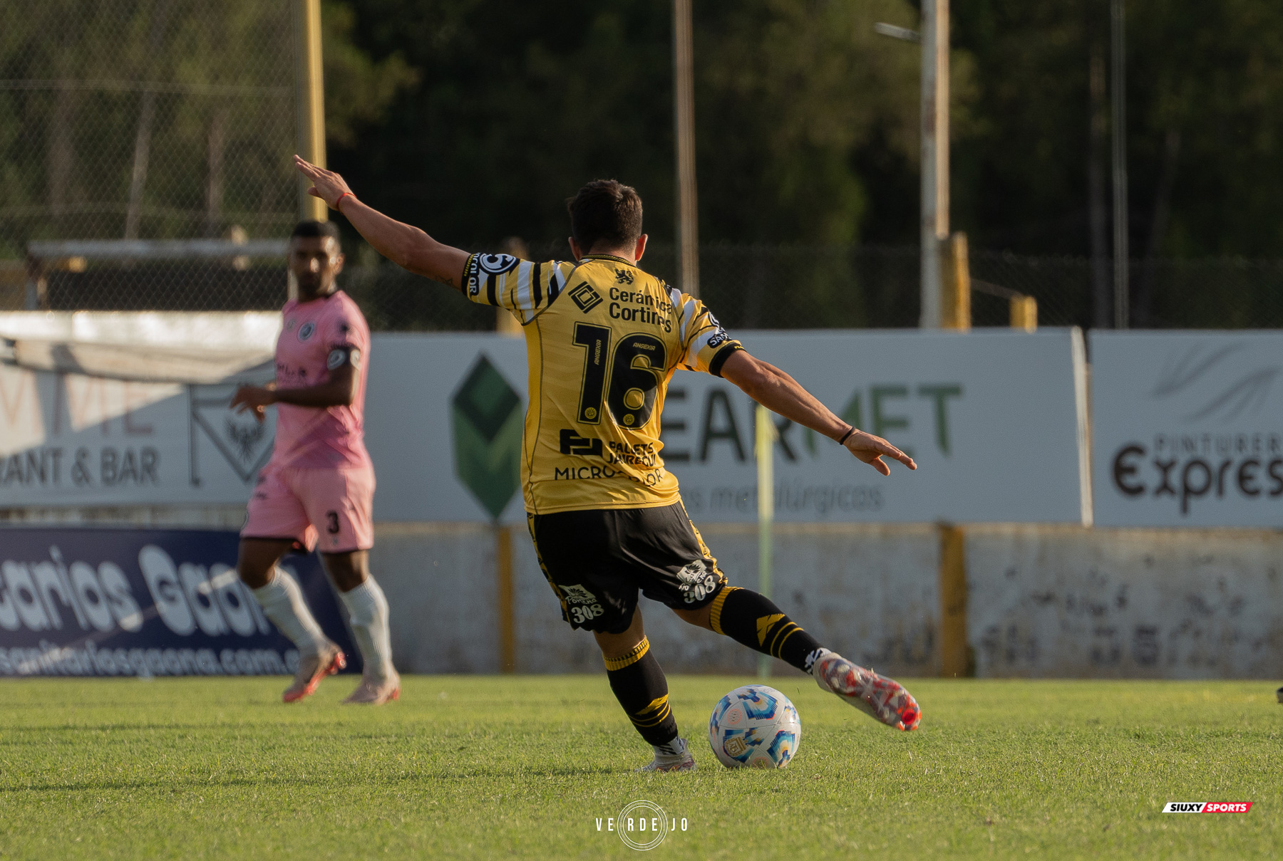  CSyD Flandria - Real Pilar FC - Soccer - AFA - 1B - Flandria (0) vs (1) Real Pilar FC (#AFA1BFLARP02) Photo by: Ignacio Verdejo | Siuxy Sports 2025-02-18