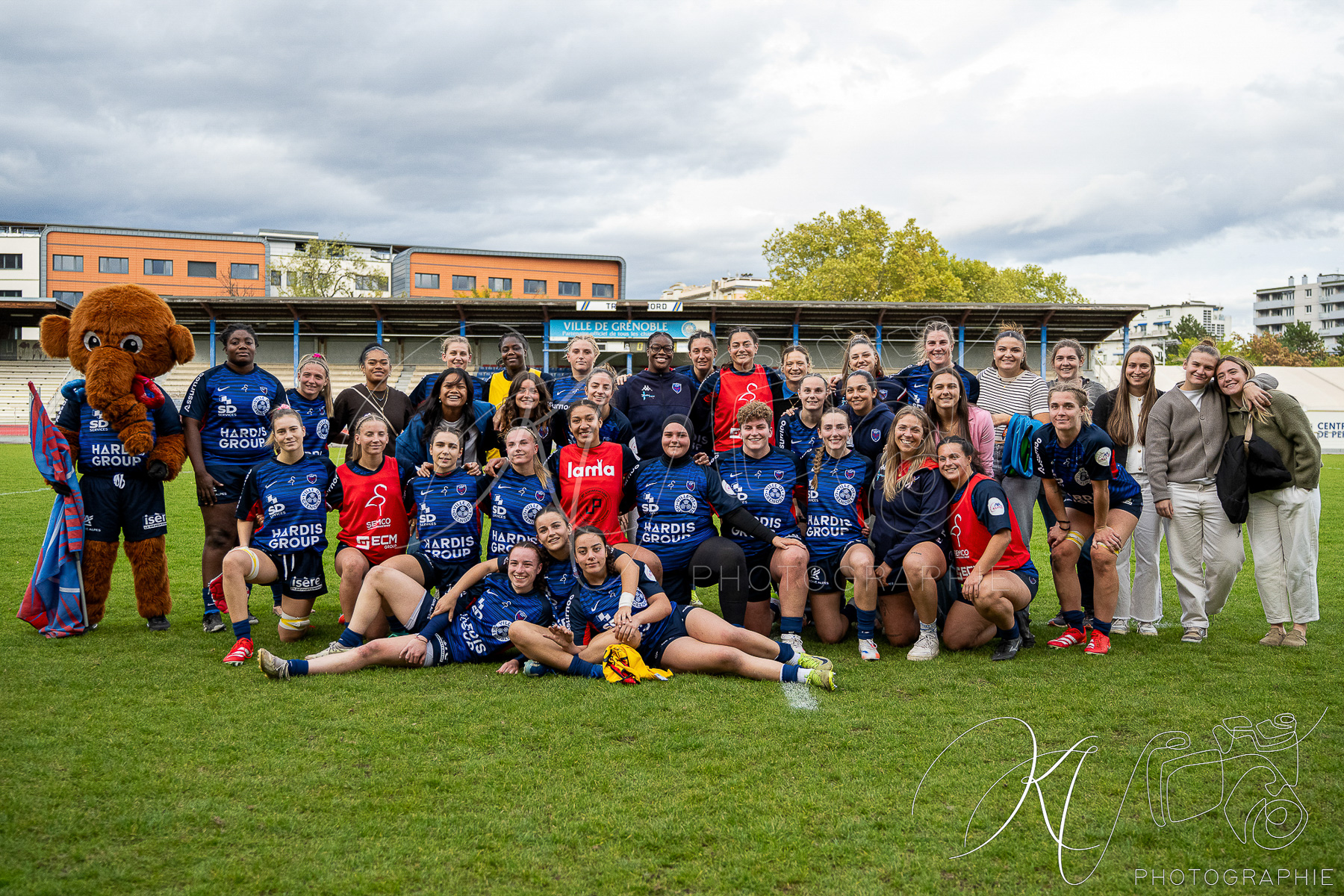  FC Grenoble Rugby - Lyon Olympique Universitaire - Rugby - FFR 2025 - Elite 1 F - Amazones FCG vs Lyon Olympique Universitaire (#FFR25E1FALOU1) Photo by: Karine Valentin | Siuxy Sports 2025-10-18