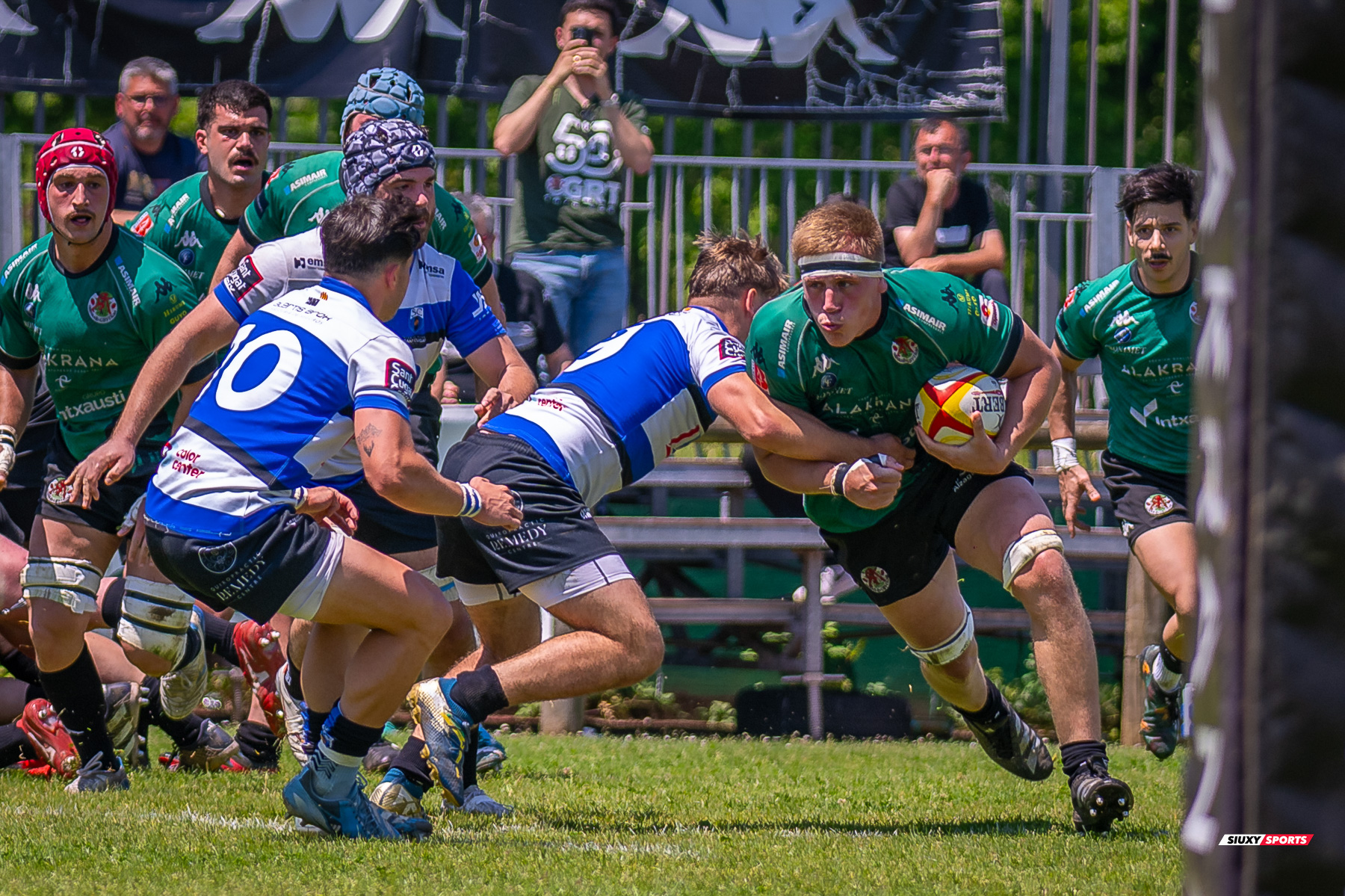  Gernika Rugby Taldea - Club de Rugby Sant Cugat - Rugby - FER 2025 - Sémi Final Ascenso - Gernika (24) vs (11) Sant Cugat (#FER25SFAGRTCRSC) Photo by: Fredy Monfoto | Siuxy Sports 2025-05-18