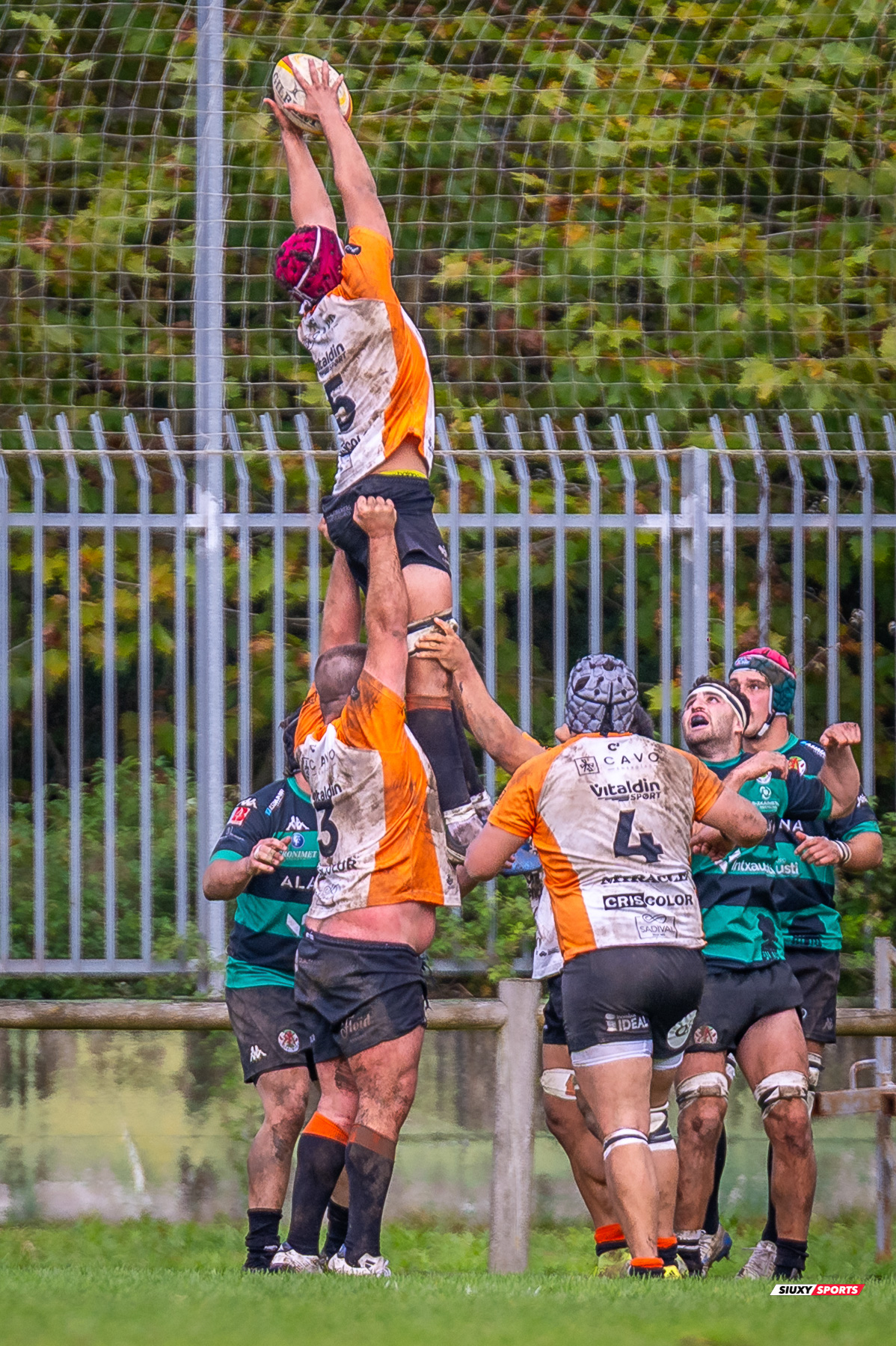  Gernika Rugby Taldea - Club de Rugby Les Abelles - Rugby - FER 2025 - Gernika RT vs Club de Rugby Les Abelles (#FER25GRTLA10) Photo by: Fredy Monfoto | Siuxy Sports 2025-10-26
