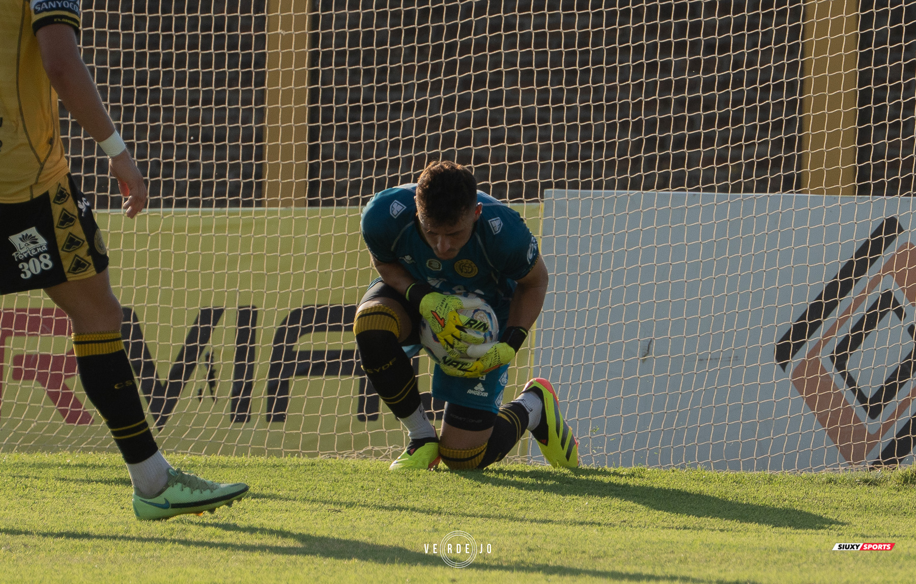  CSyD Flandria - Sportivo Italiano - Soccer - AFA - 1B - Flandria (1) vs (1) Sportivo Italiano (#AFA1BFLASPI02) Photo by: Ignacio Verdejo | Siuxy Sports 2025-02-08
