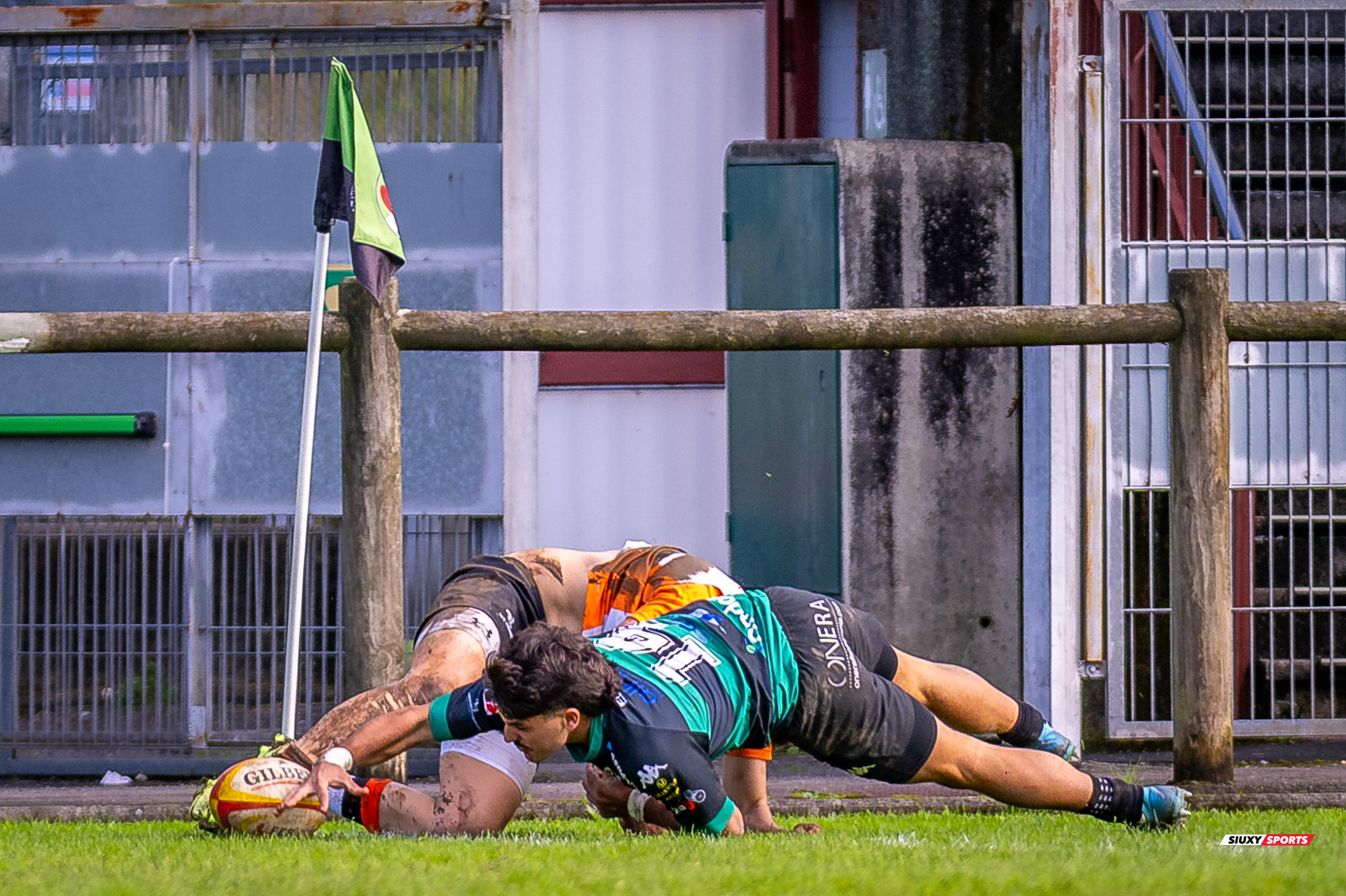 Gernika Rugby Taldea - Club de Rugby Les Abelles - Rugby - FER 2025 - Gernika RT vs Club de Rugby Les Abelles (#FER25GRTLA10) Photo by: Fredy Monfoto | Siuxy Sports 2025-10-26
