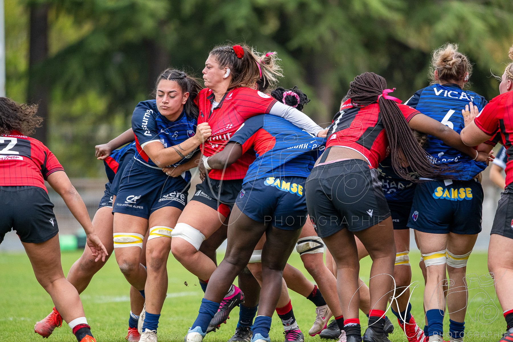  FC Grenoble Rugby - Lyon Olympique Universitaire - Rugby - FFR 2025 - Elite 1 F - Amazones FCG vs Lyon Olympique Universitaire (#FFR25E1FALOU1) Photo by: Karine Valentin | Siuxy Sports 2025-10-18