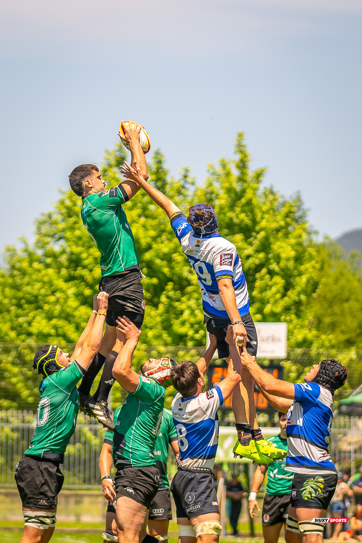  Gernika Rugby Taldea - Club de Rugby Sant Cugat - Rugby - FER 2025 - Sémi Final Ascenso - Gernika (24) vs (11) Sant Cugat (#FER25SFAGRTCRSC) Photo by: Fredy Monfoto | Siuxy Sports 2025-05-18
