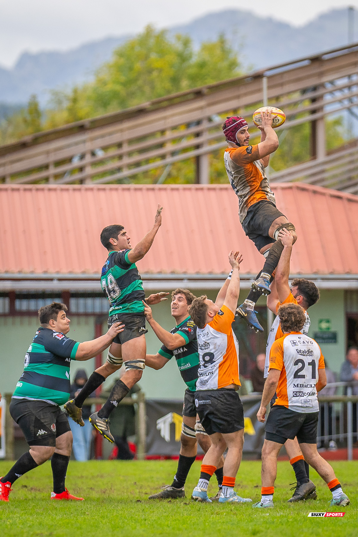 Gernika Rugby Taldea - Club de Rugby Les Abelles - Rugby - FER 2025 - Gernika RT vs Club de Rugby Les Abelles (#FER25GRTLA10) Photo by: Fredy Monfoto | Siuxy Sports 2025-10-26