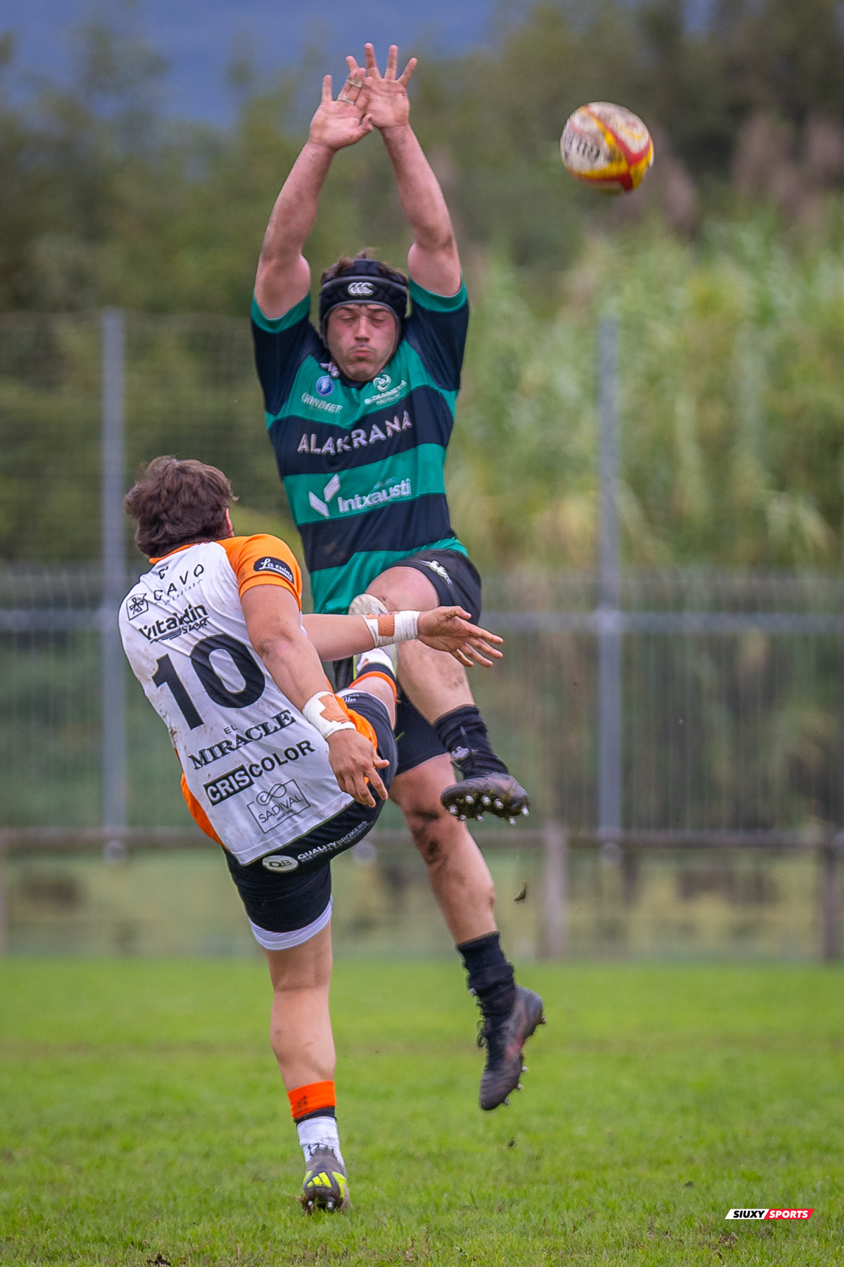  Gernika Rugby Taldea - Club de Rugby Les Abelles - Rugby - FER 2025 - Gernika RT vs Club de Rugby Les Abelles (#FER25GRTLA10) Photo by: Fredy Monfoto | Siuxy Sports 2025-10-26