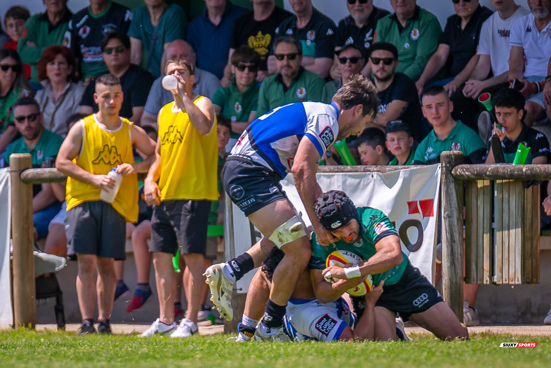  Gernika Rugby Taldea - Club de Rugby Sant Cugat - Rugby - FER 2025 - Sémi Final Ascenso - Gernika (24) vs (11) Sant Cugat (#FER25SFAGRTCRSC) Photo by: Fredy Monfoto | Siuxy Sports 2025-05-18