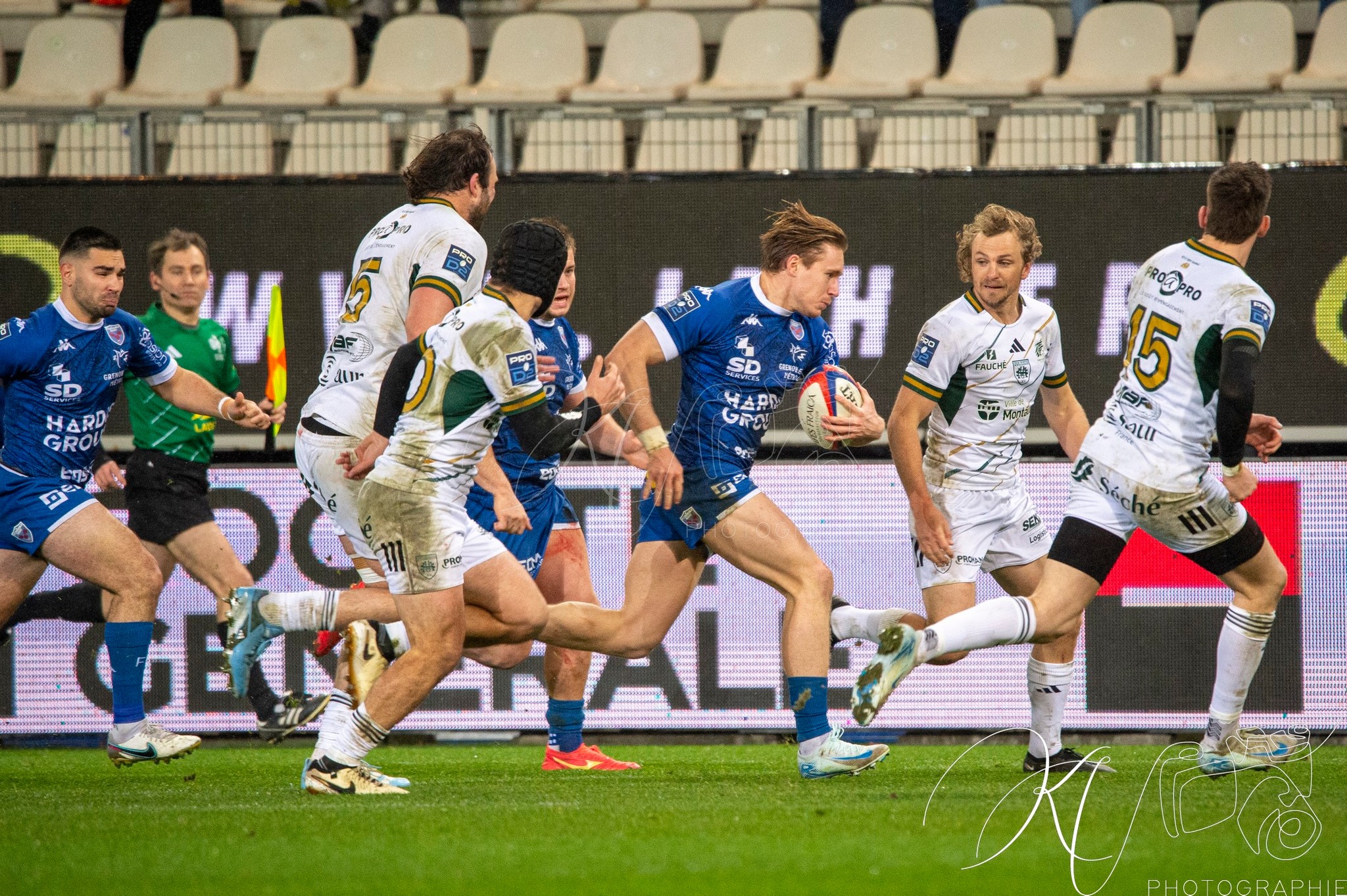 Joe POWELL -  FC Grenoble Rugby - US Montauban - Rugby - FFR 2025 - Pro D2 - FC Grenoble Rugby (35) vs (15) US Montauban (#PD225PD2FCGUSB01) Photo by: Karine Valentin | Siuxy Sports 2025-01-09