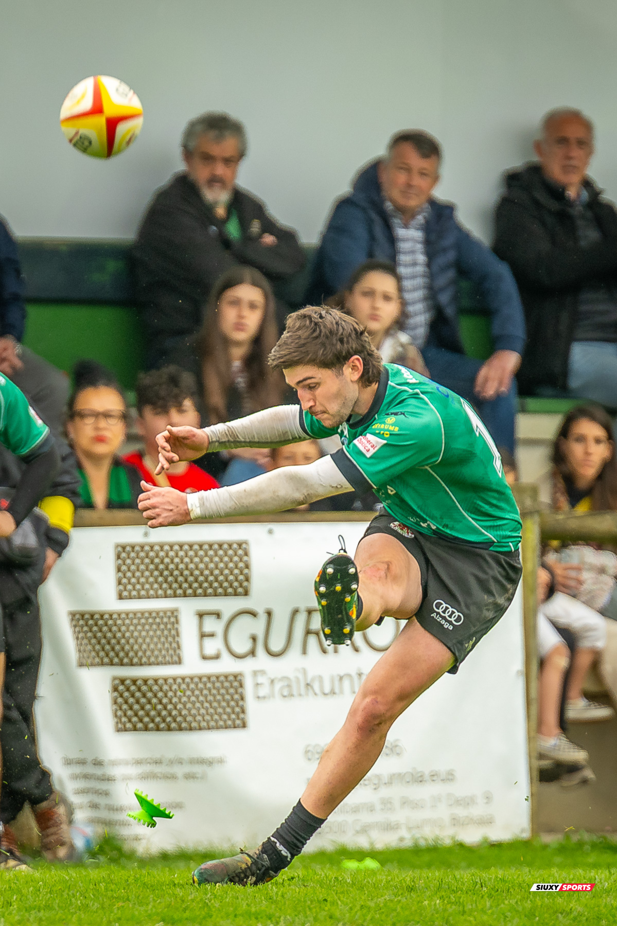  Gernika Rugby Taldea - Rugby Club L'Hospitalet - Rugby - FER 2025 - DHB - Gernika RT (52) vs (7) RC L'Hospitalet (#FER25DHBGERHOS04) Photo by: Fredy Monfoto | Siuxy Sports 2025-04-13
