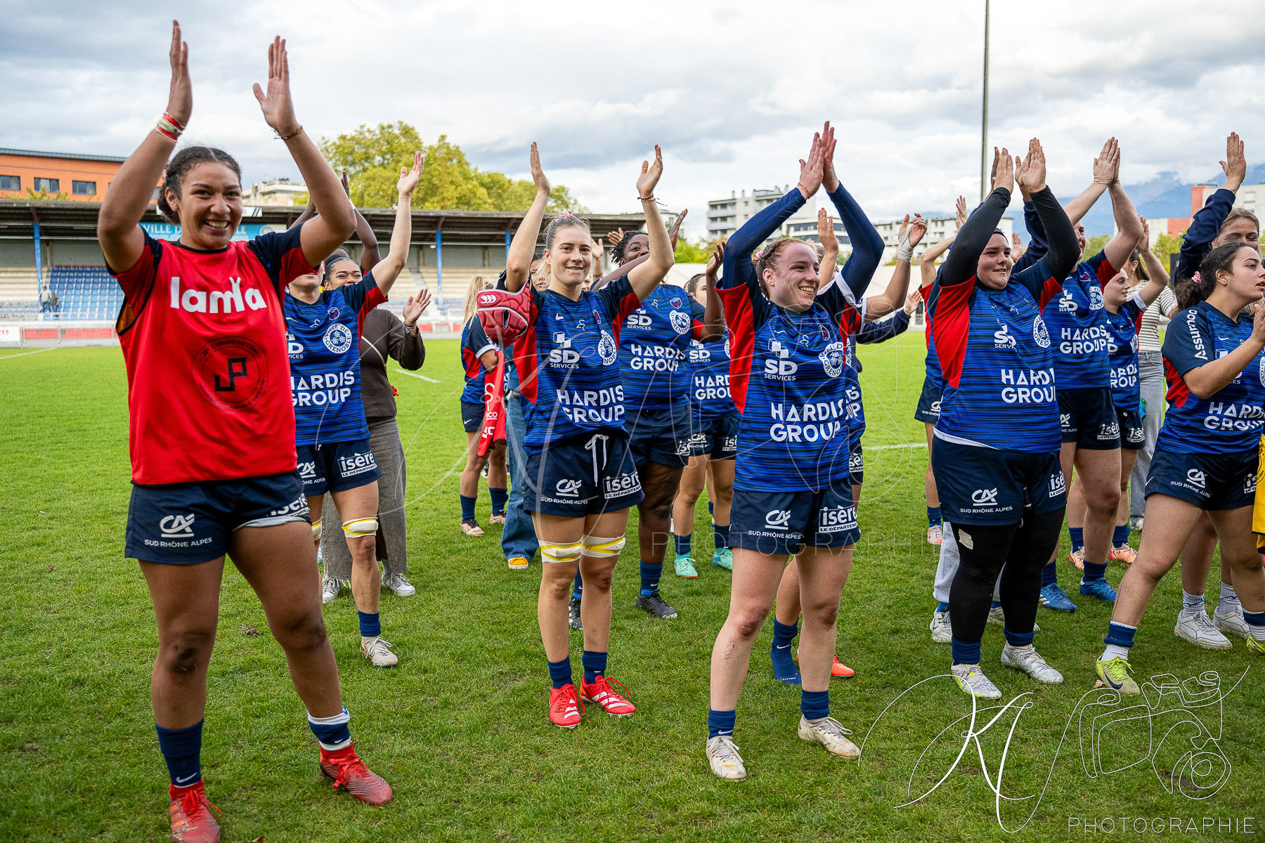  FC Grenoble Rugby - Lyon Olympique Universitaire - Rugby - FFR 2025 - Elite 1 F - Amazones FCG vs Lyon Olympique Universitaire (#FFR25E1FALOU1) Photo by: Karine Valentin | Siuxy Sports 2025-10-18
