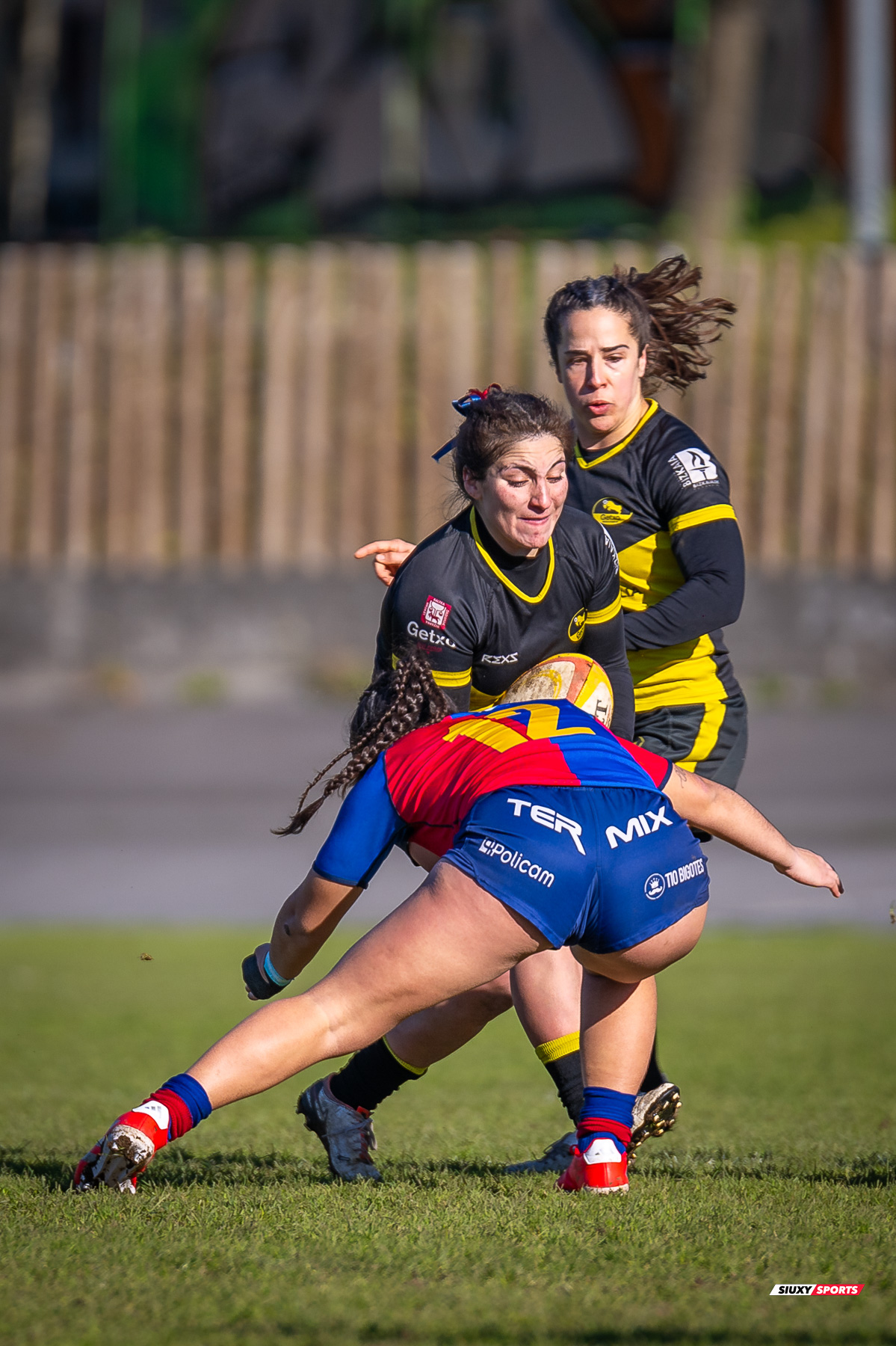  Getxo Artea Rugby Taldea - Futbol Club Barcelona Rugby - Rugby - FER 2025 - LIGA IBERDROLA - GETXO NESKAK (33) vs (12) AVFCBR FEM (#FER25LIGNBR01) Photo by: Fredy Monfoto | Siuxy Sports 2025-01-19