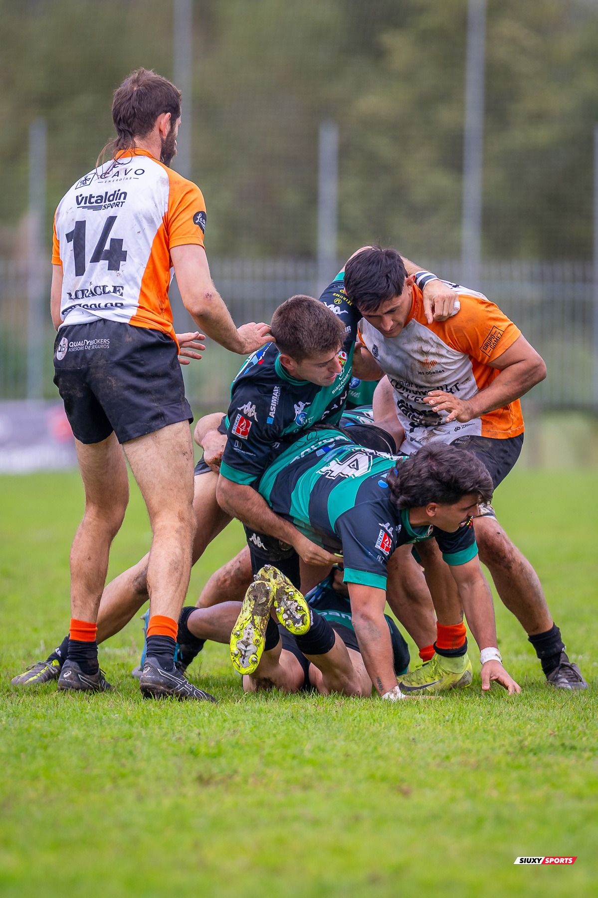  Gernika Rugby Taldea - Club de Rugby Les Abelles - Rugby - FER 2025 - Gernika RT vs Club de Rugby Les Abelles (#FER25GRTLA10) Photo by: Fredy Monfoto | Siuxy Sports 2025-10-26