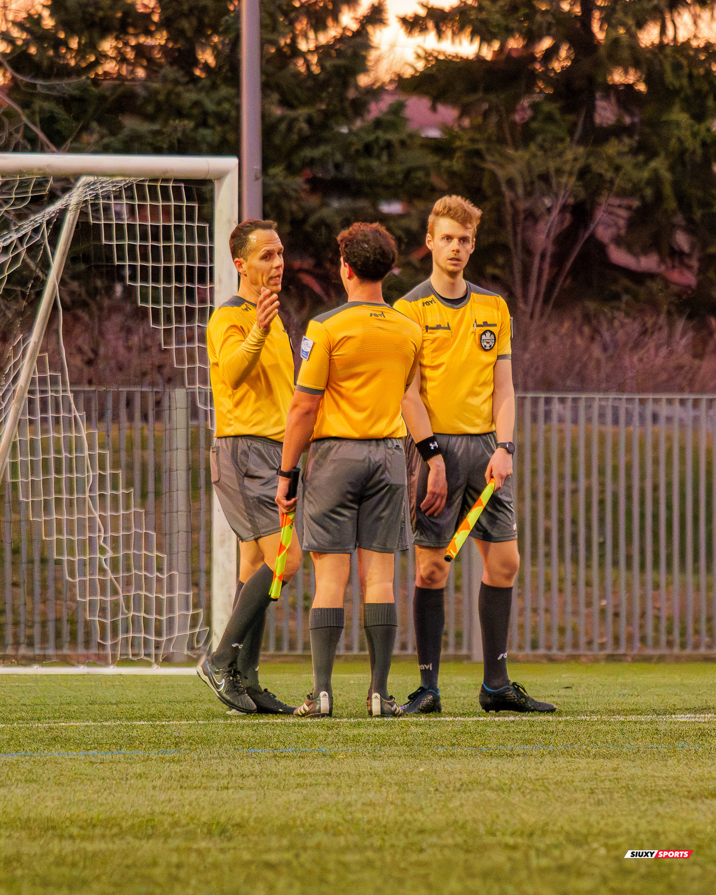  CS Braves Ahuntsic MCFC - AS St-Leonard - Soccer - L2QC M 2025 - Braves Ahuntsic (1) vs (1) St-Léonard (#L2QC25MCSBASSL4) Photo by: Mathias Pacheco Lemina | Siuxy Sports 2025-04-19