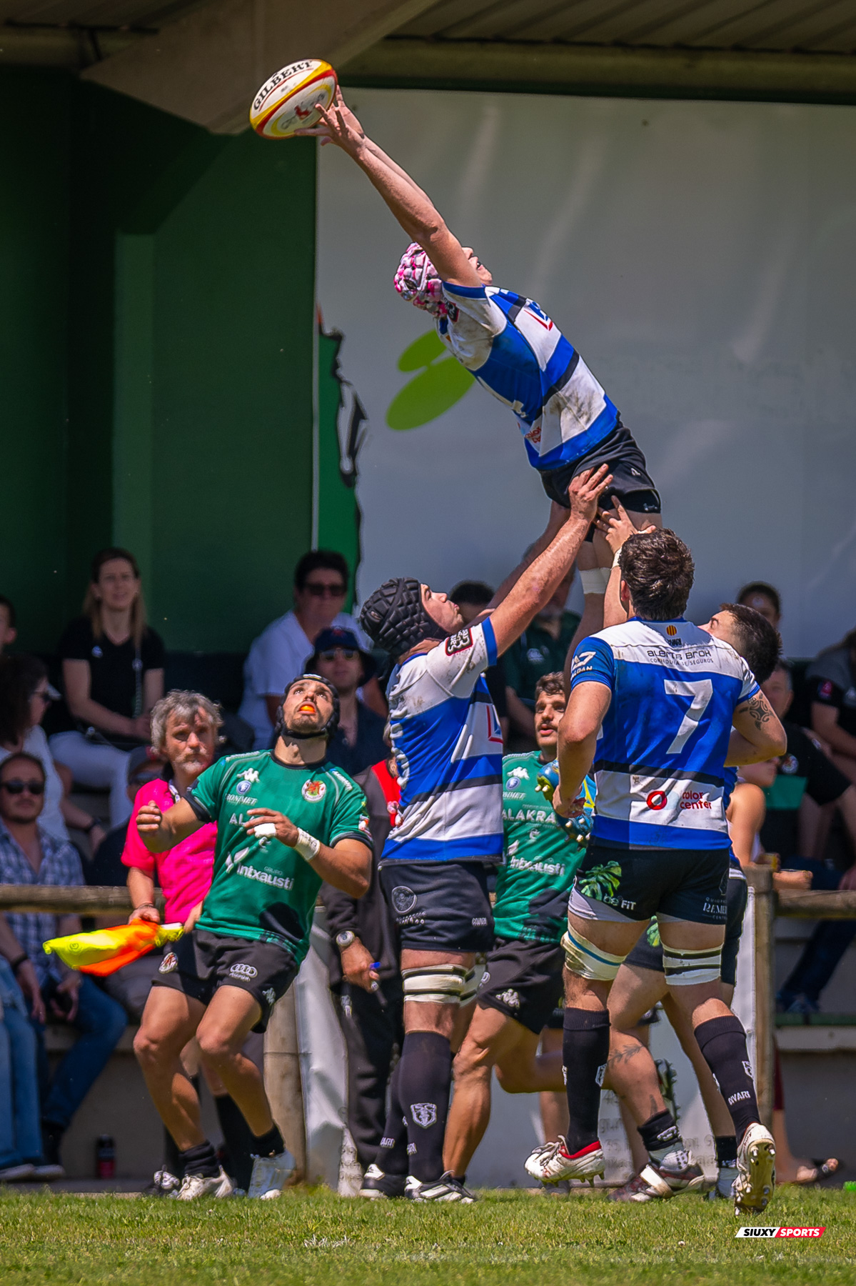  Gernika Rugby Taldea - Club de Rugby Sant Cugat - Rugby - FER 2025 - Sémi Final Ascenso - Gernika (24) vs (11) Sant Cugat (#FER25SFAGRTCRSC) Photo by: Fredy Monfoto | Siuxy Sports 2025-05-18