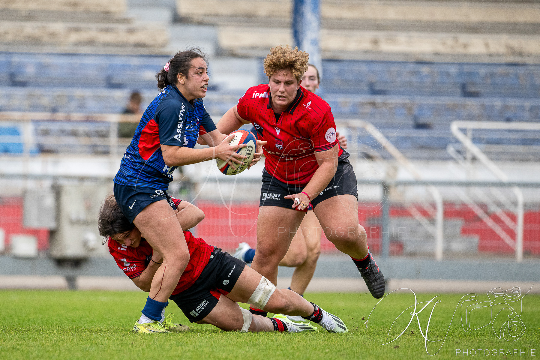  FC Grenoble Rugby - Lyon Olympique Universitaire - Rugby - FFR 2025 - Elite 1 F - Amazones FCG vs Lyon Olympique Universitaire (#FFR25E1FALOU1) Photo by: Karine Valentin | Siuxy Sports 2025-10-18