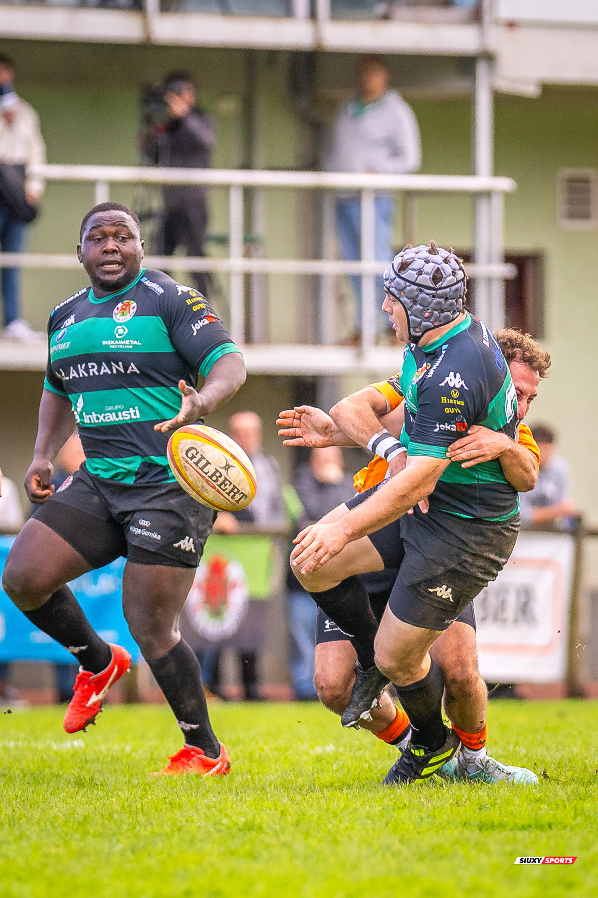  Gernika Rugby Taldea - Club de Rugby Les Abelles - Rugby - FER 2025 - Gernika RT vs Club de Rugby Les Abelles (#FER25GRTLA10) Photo by: Fredy Monfoto | Siuxy Sports 2025-10-26