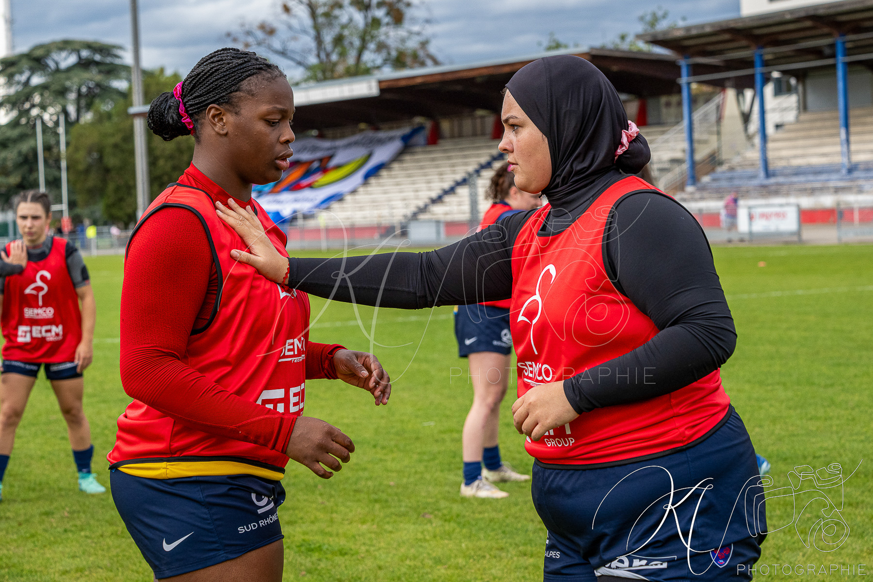  FC Grenoble Rugby - Lyon Olympique Universitaire - Rugby - FFR 2025 - Elite 1 F - Amazones FCG vs Lyon Olympique Universitaire (#FFR25E1FALOU1) Photo by: Karine Valentin | Siuxy Sports 2025-10-18