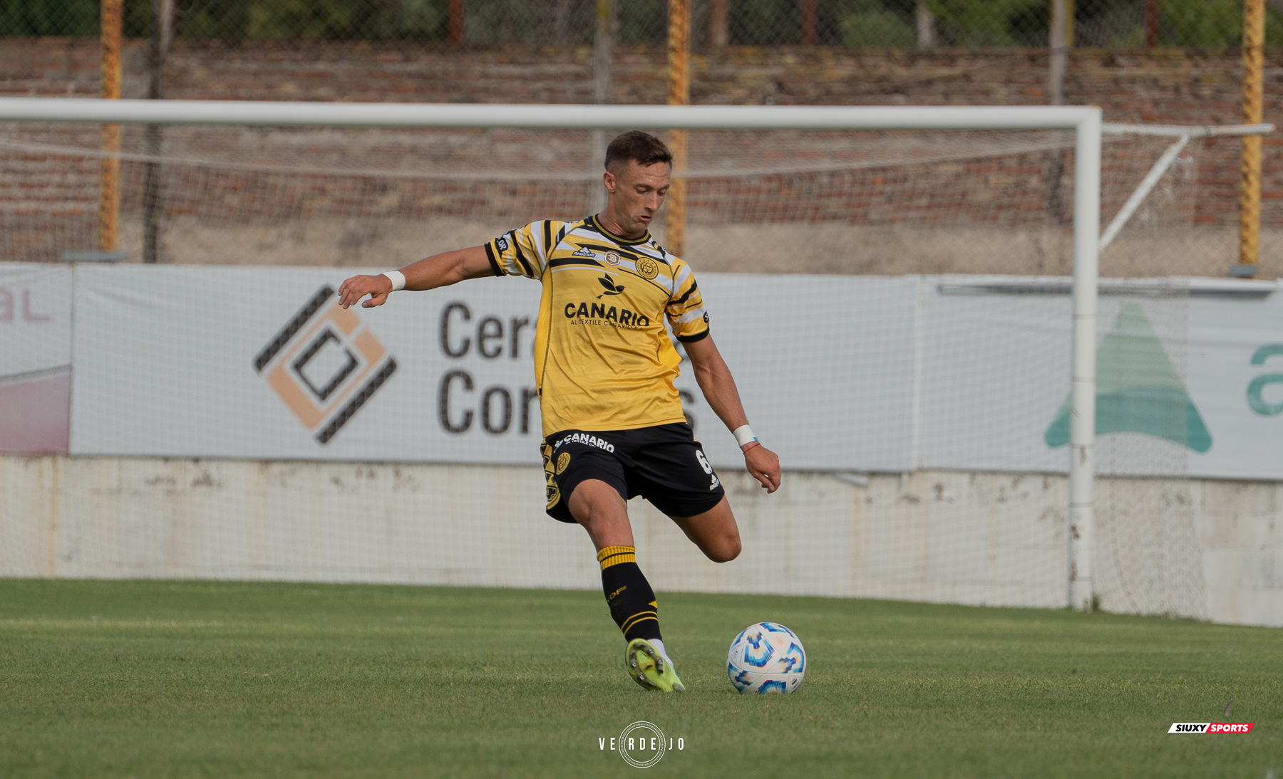  CSyD Flandria - Real Pilar FC - Soccer - AFA - 1B - Flandria (0) vs (1) Real Pilar FC (#AFA1BFLARP02) Photo by: Ignacio Verdejo | Siuxy Sports 2025-02-18