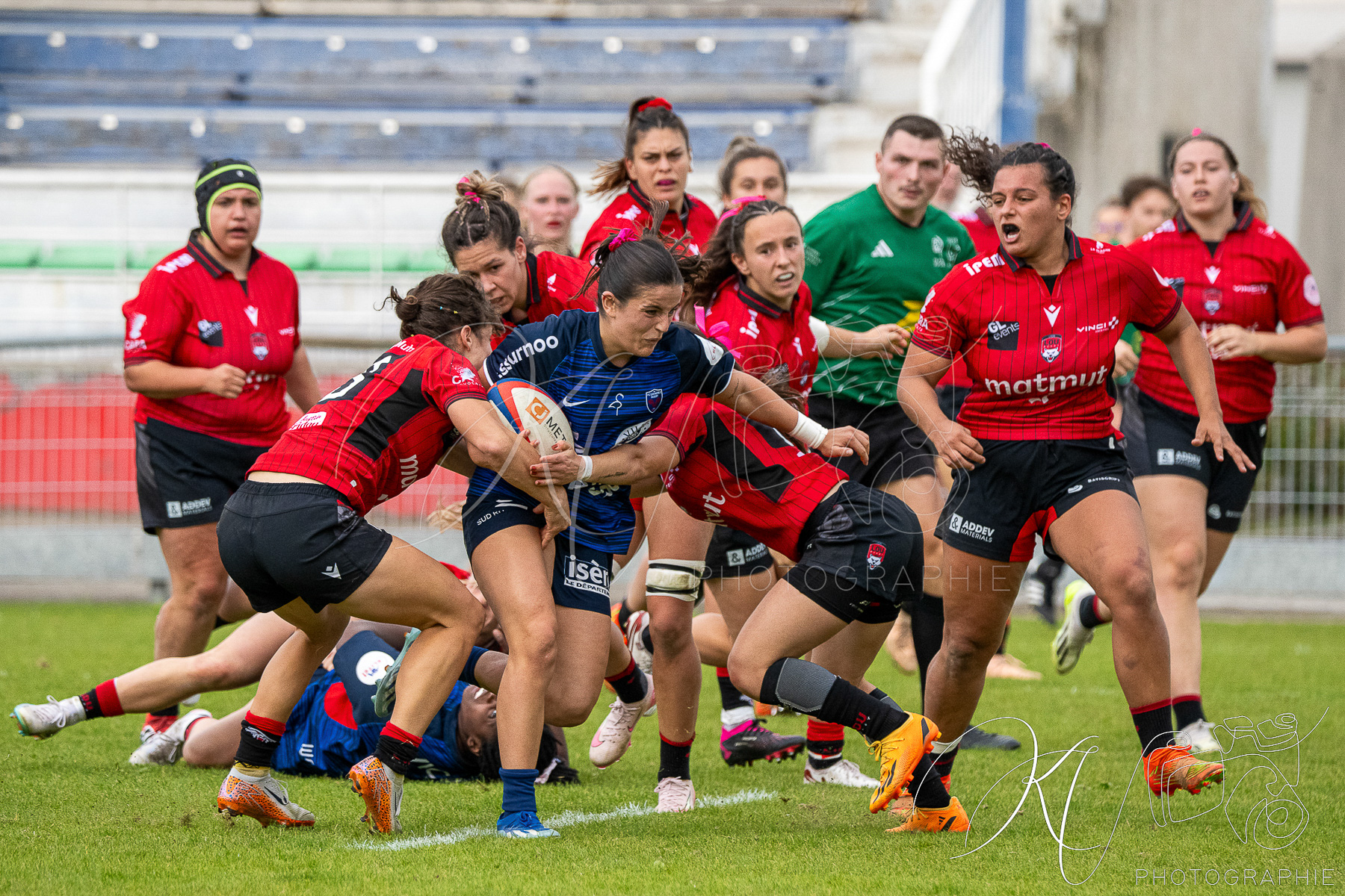  FC Grenoble Rugby - Lyon Olympique Universitaire - Rugby - FFR 2025 - Elite 1 F - Amazones FCG vs Lyon Olympique Universitaire (#FFR25E1FALOU1) Photo by: Karine Valentin | Siuxy Sports 2025-10-18