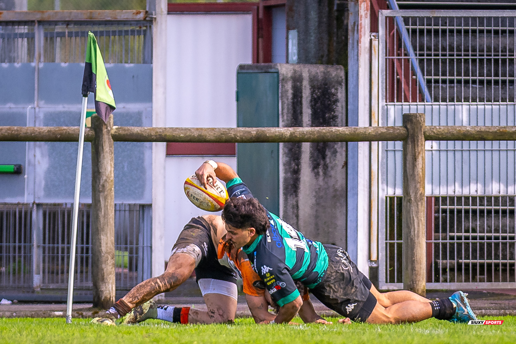  Gernika Rugby Taldea - Club de Rugby Les Abelles - Rugby - FER 2025 - Gernika RT vs Club de Rugby Les Abelles (#FER25GRTLA10) Photo by: Fredy Monfoto | Siuxy Sports 2025-10-26