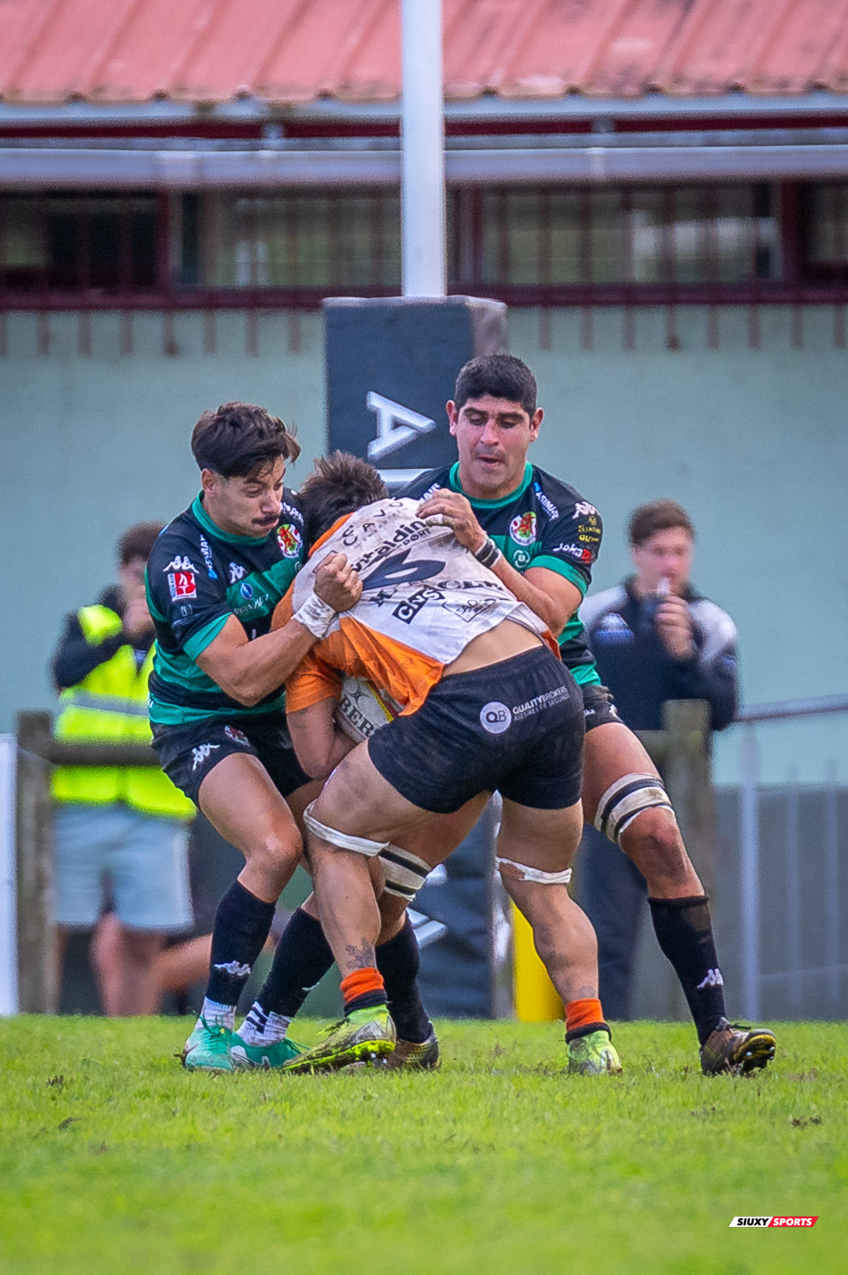  Gernika Rugby Taldea - Club de Rugby Les Abelles - Rugby - FER 2025 - Gernika RT vs Club de Rugby Les Abelles (#FER25GRTLA10) Photo by: Fredy Monfoto | Siuxy Sports 2025-10-26