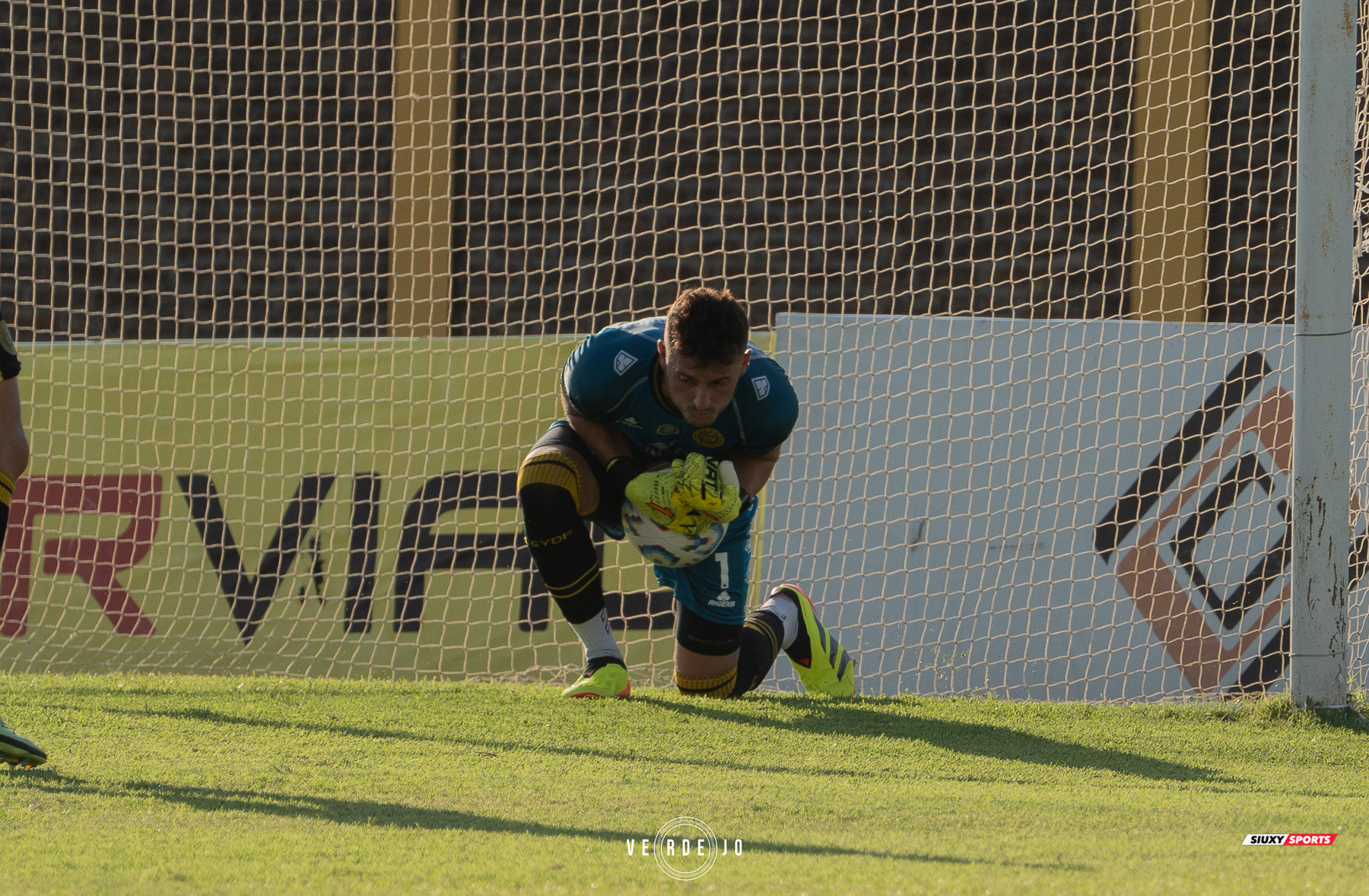  CSyD Flandria - Sportivo Italiano - Soccer - AFA - 1B - Flandria (1) vs (1) Sportivo Italiano (#AFA1BFLASPI02) Photo by: Ignacio Verdejo | Siuxy Sports 2025-02-08