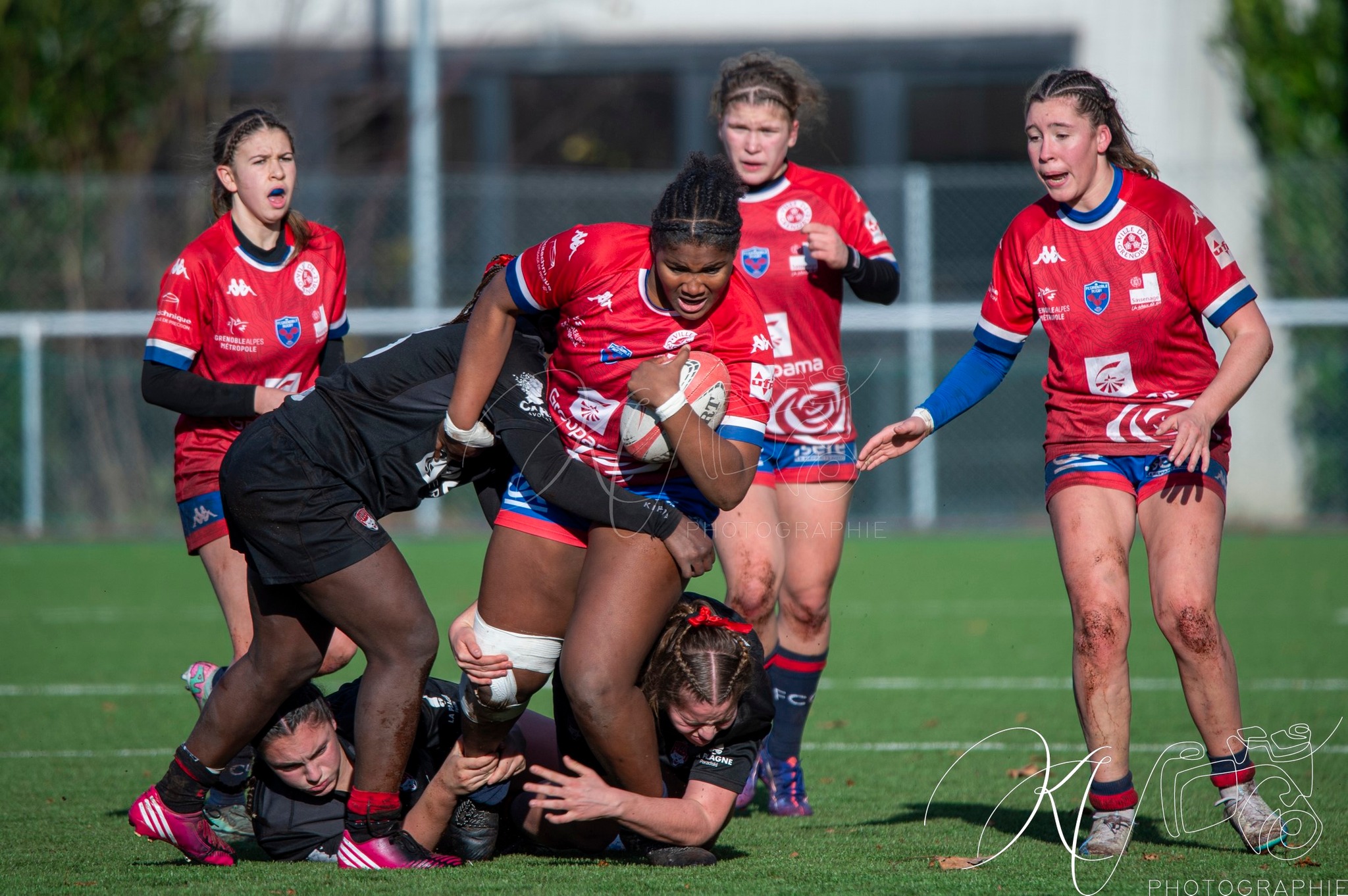  FC Grenoble Rugby - Lyon Olympique Universitaire - Rugby - FFR 2024 - U18 FEM - FC Grenoble Amazones vs LOU (#FFR24U18FFCGLOU01) Photo by: Karine Valentin | Siuxy Sports 2024-12-14