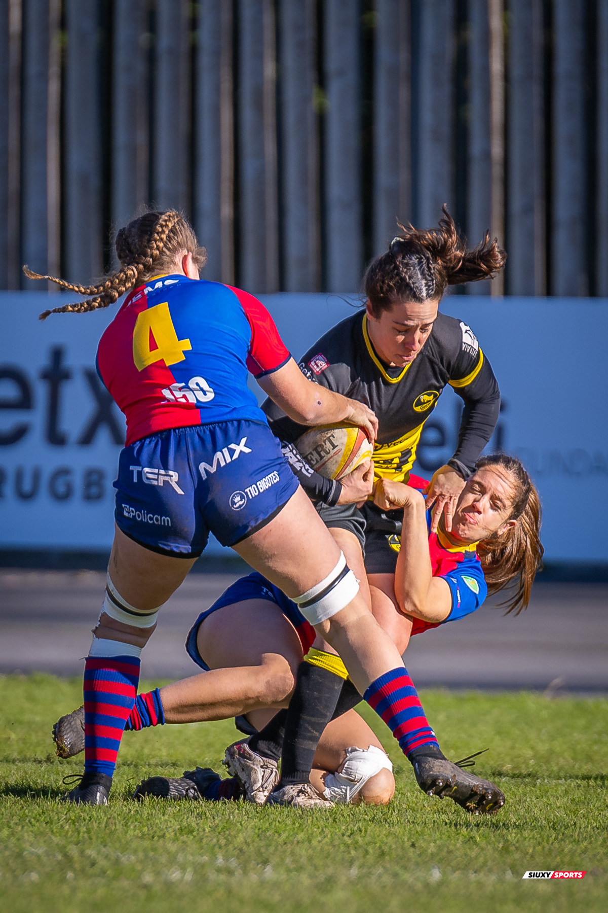  Getxo Artea Rugby Taldea - Futbol Club Barcelona Rugby - Rugby - FER 2025 - LIGA IBERDROLA - GETXO NESKAK (33) vs (12) AVFCBR FEM (#FER25LIGNBR01) Photo by: Fredy Monfoto | Siuxy Sports 2025-01-19