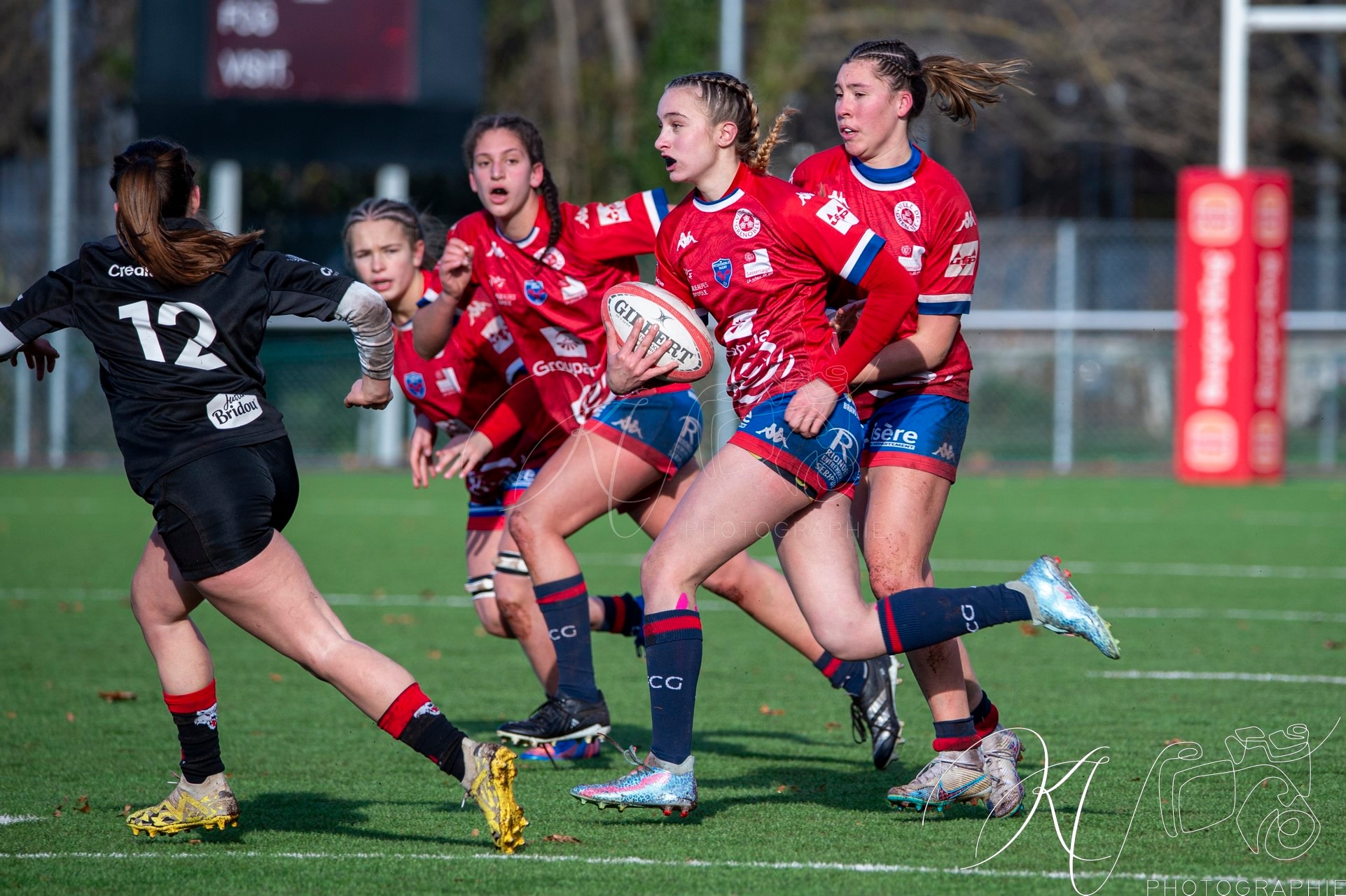  FC Grenoble Rugby - Lyon Olympique Universitaire - Rugby - FFR 2024 - U18 FEM - FC Grenoble Amazones vs LOU (#FFR24U18FFCGLOU01) Photo by: Karine Valentin | Siuxy Sports 2024-12-14