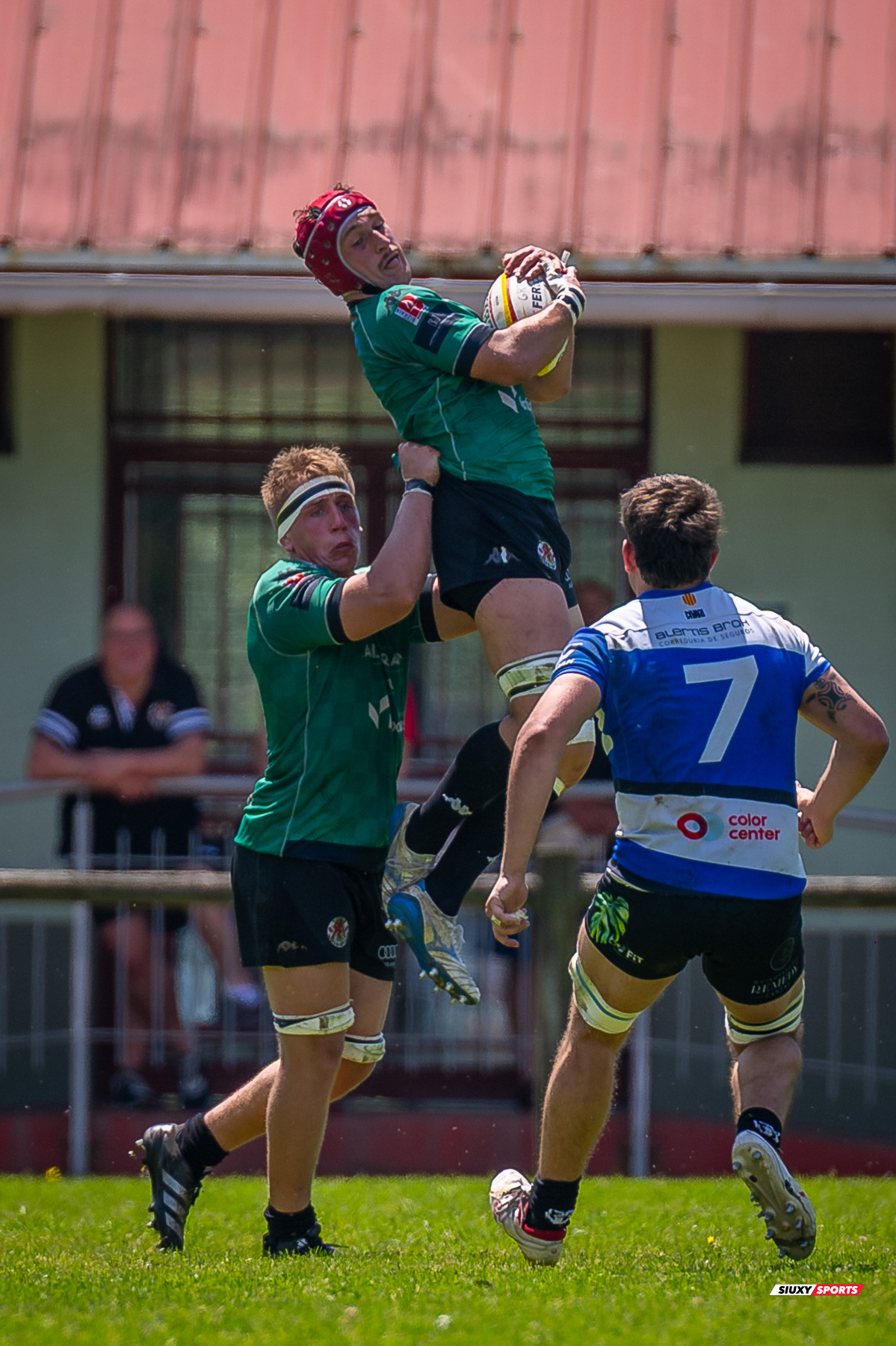  Gernika Rugby Taldea - Club de Rugby Sant Cugat - Rugby - FER 2025 - Sémi Final Ascenso - Gernika (24) vs (11) Sant Cugat (#FER25SFAGRTCRSC) Photo by: Fredy Monfoto | Siuxy Sports 2025-05-18