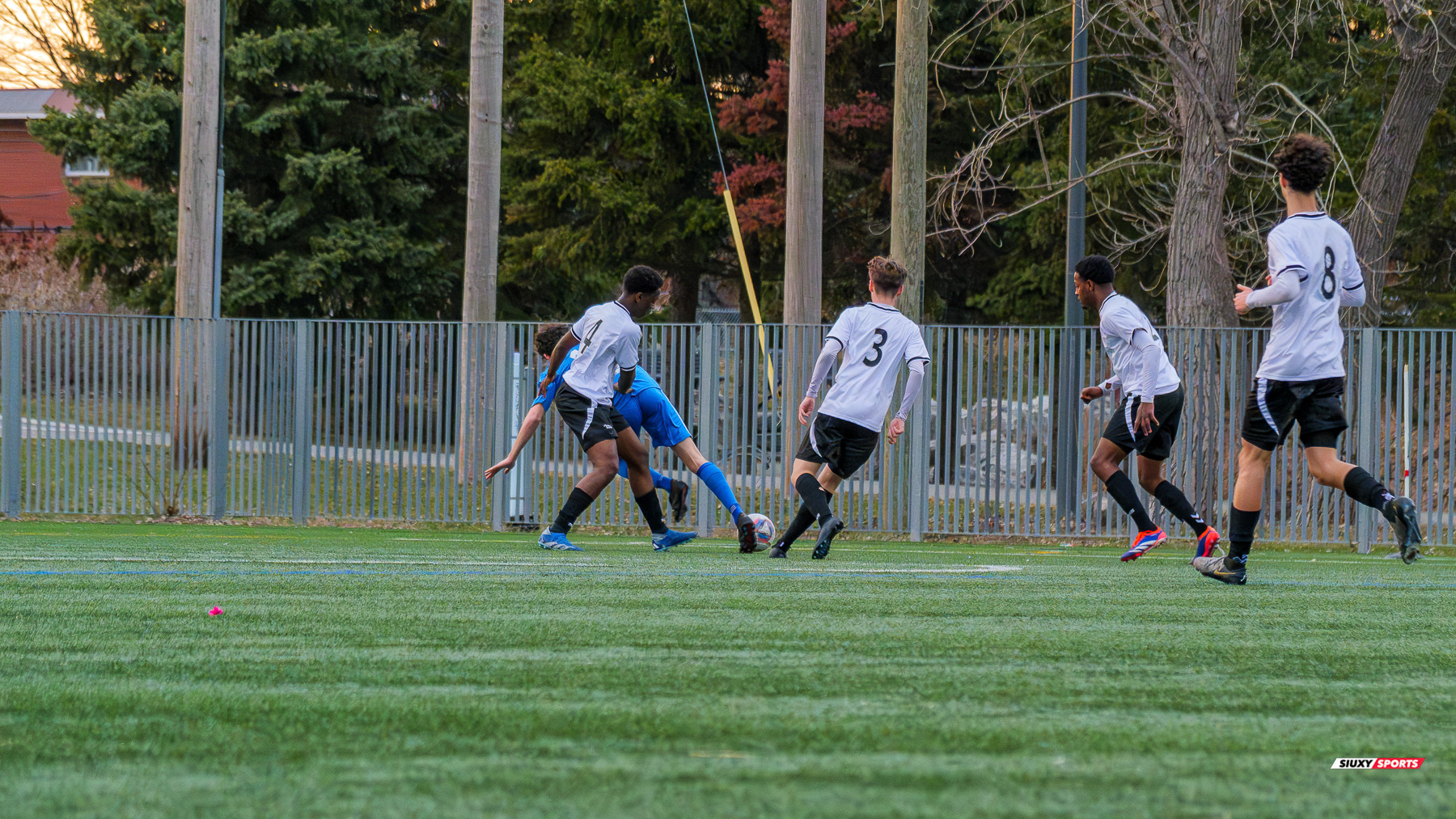 Leonard BRIERE -  CS Braves Ahuntsic MCFC - AS St-Leonard - Soccer - L2QC M 2025 - Braves Ahuntsic (1) vs (1) St-Léonard (#L2QC25MCSBASSL4) Photo by: Mathias Pacheco Lemina | Siuxy Sports 2025-04-19