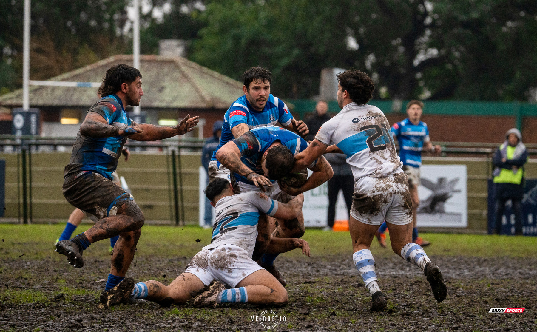  Club de Gimnasia y Esgrima - Luján Rugby Club - Rugby - URBA 2025 - 1ra B Sup - GEBA (74) vs (0) Lujan RC (#URBA251BSGEL6) Photo by: Ignacio Verdejo | Siuxy Sports 2025-06-14