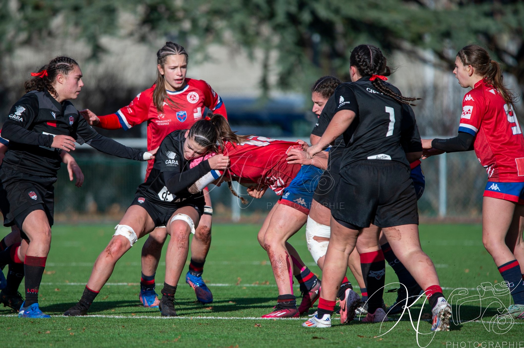  FC Grenoble Rugby - Lyon Olympique Universitaire - Rugby - FFR 2024 - U18 FEM - FC Grenoble Amazones vs LOU (#FFR24U18FFCGLOU01) Photo by: Karine Valentin | Siuxy Sports 2024-12-14