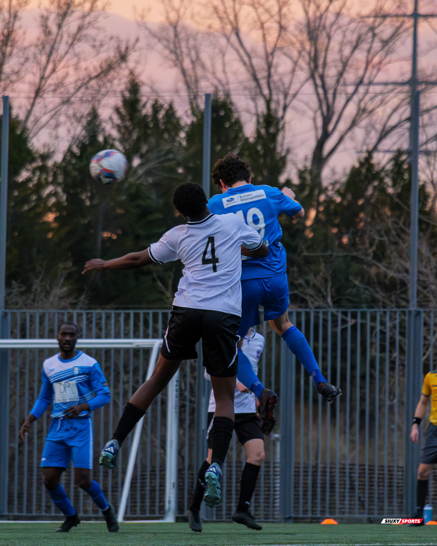 Christ Aaron KADJA -  CS Braves Ahuntsic MCFC - AS St-Leonard - Soccer - L2QC M 2025 - Braves Ahuntsic (1) vs (1) St-Léonard (#L2QC25MCSBASSL4) Photo by: Mathias Pacheco Lemina | Siuxy Sports 2025-04-19
