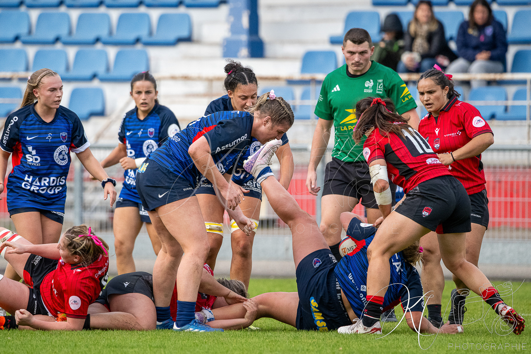  FC Grenoble Rugby - Lyon Olympique Universitaire - Rugby - FFR 2025 - Elite 1 F - Amazones FCG vs Lyon Olympique Universitaire (#FFR25E1FALOU1) Photo by: Karine Valentin | Siuxy Sports 2025-10-18