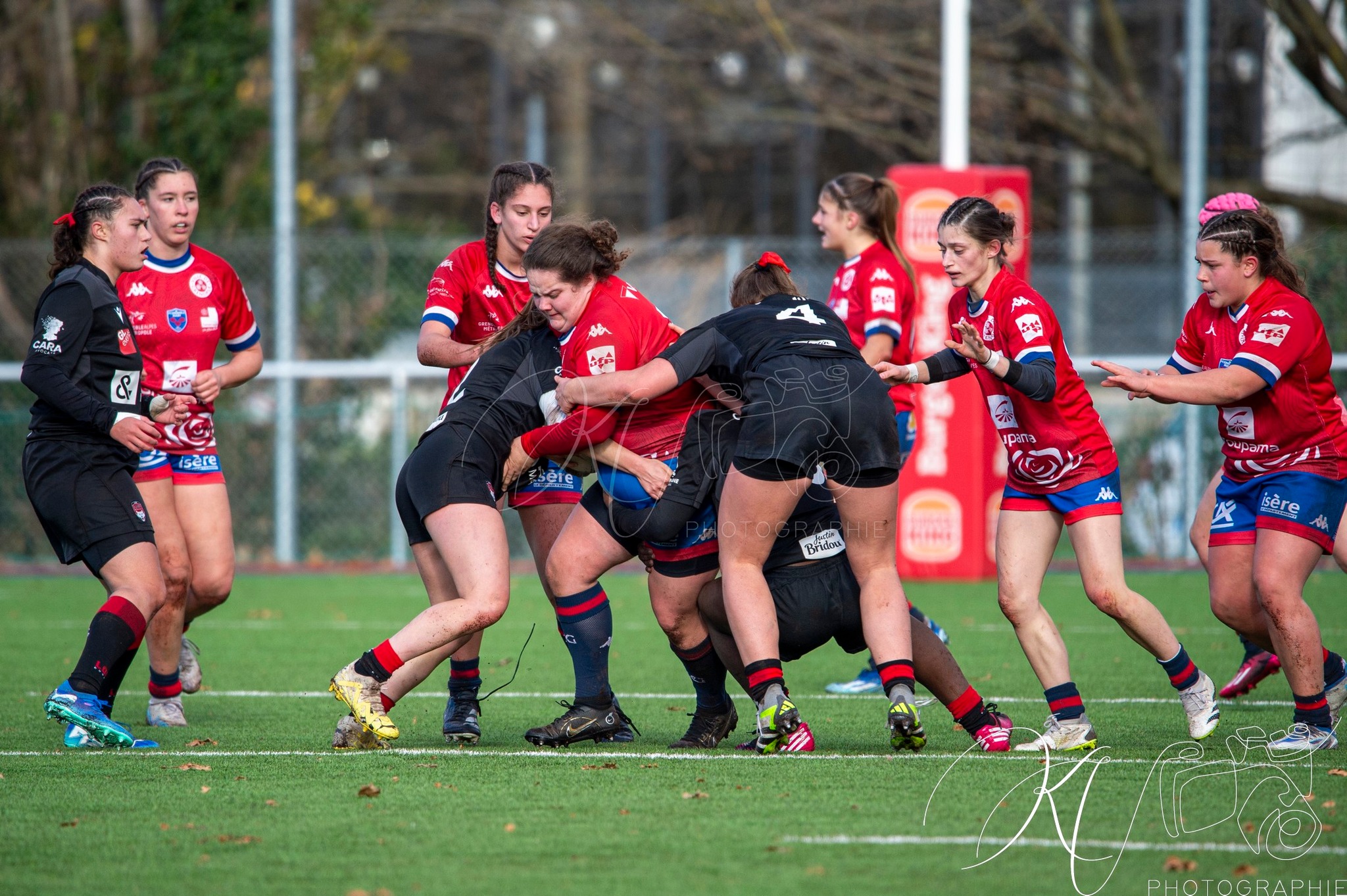  FC Grenoble Rugby - Lyon Olympique Universitaire - Rugby - FFR 2024 - U18 FEM - FC Grenoble Amazones vs LOU (#FFR24U18FFCGLOU01) Photo by: Karine Valentin | Siuxy Sports 2024-12-14