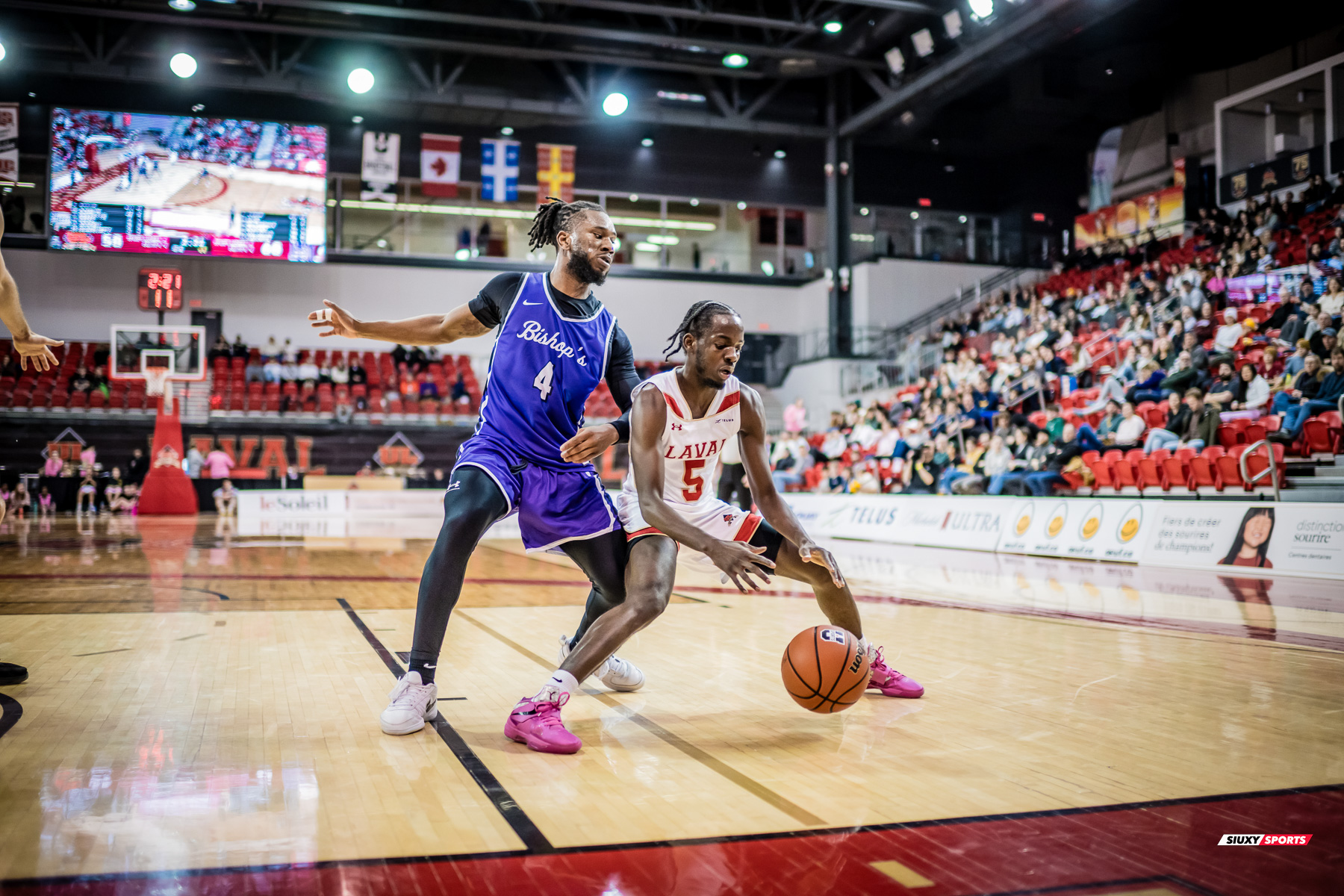  Université Laval - Bishop's University - Basketball - RSEQ 2025 - Basketball M - U.Laval (65) vs (73) Bishop's (#RSEQ25BMULBI02) Photo by: Louis Charland | Siuxy Sports 2025-02-01