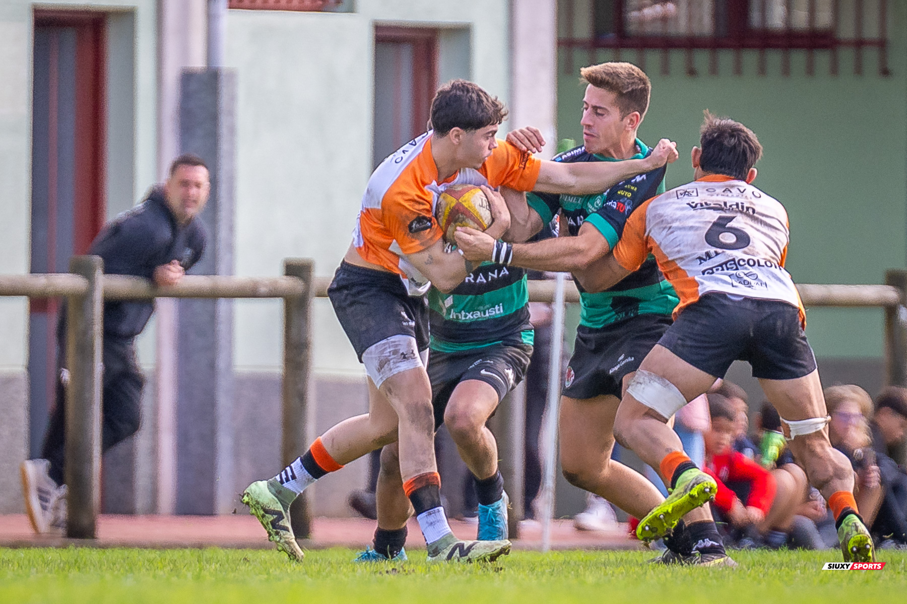  Gernika Rugby Taldea - Club de Rugby Les Abelles - Rugby - FER 2025 - Gernika RT vs Club de Rugby Les Abelles (#FER25GRTLA10) Photo by: Fredy Monfoto | Siuxy Sports 2025-10-26