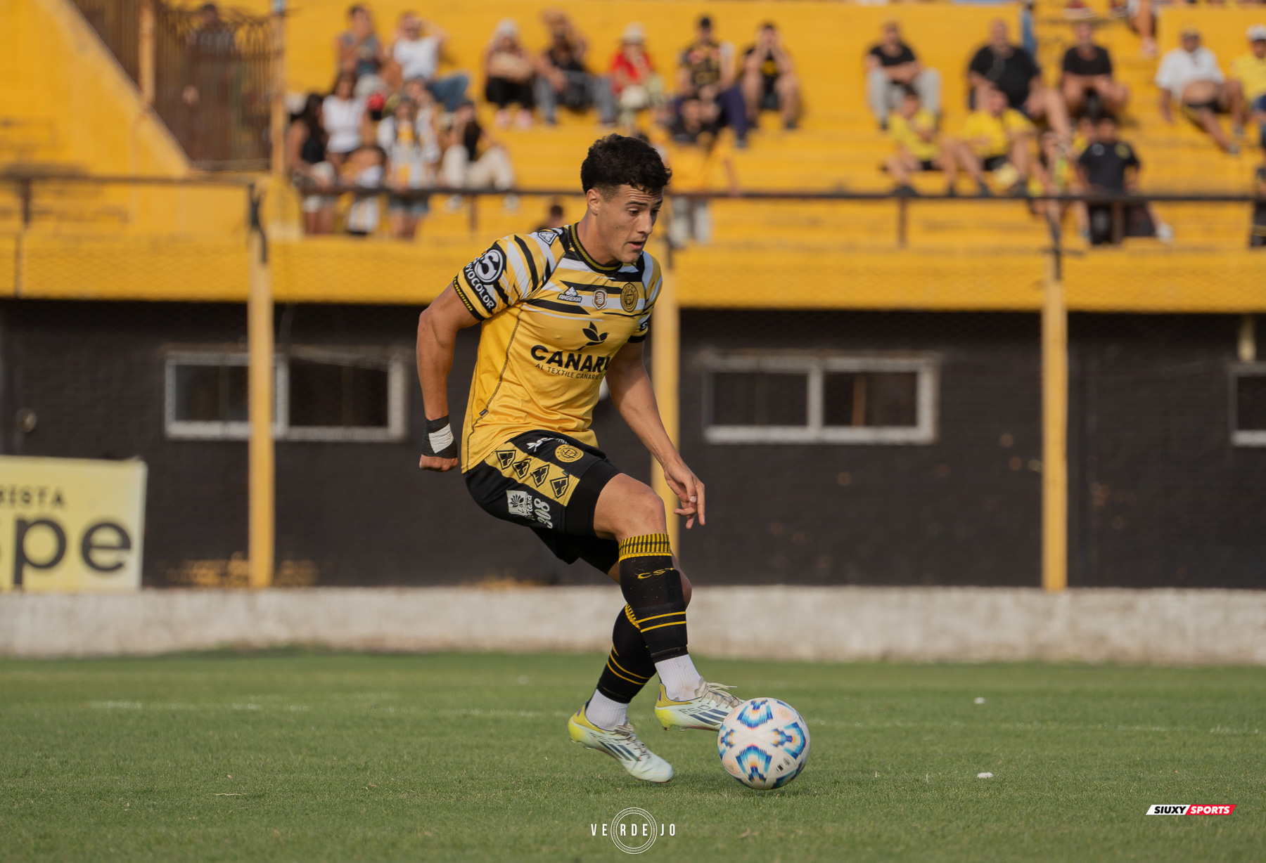  CSyD Flandria - Real Pilar FC - Soccer - AFA - 1B - Flandria (0) vs (1) Real Pilar FC (#AFA1BFLARP02) Photo by: Ignacio Verdejo | Siuxy Sports 2025-02-18