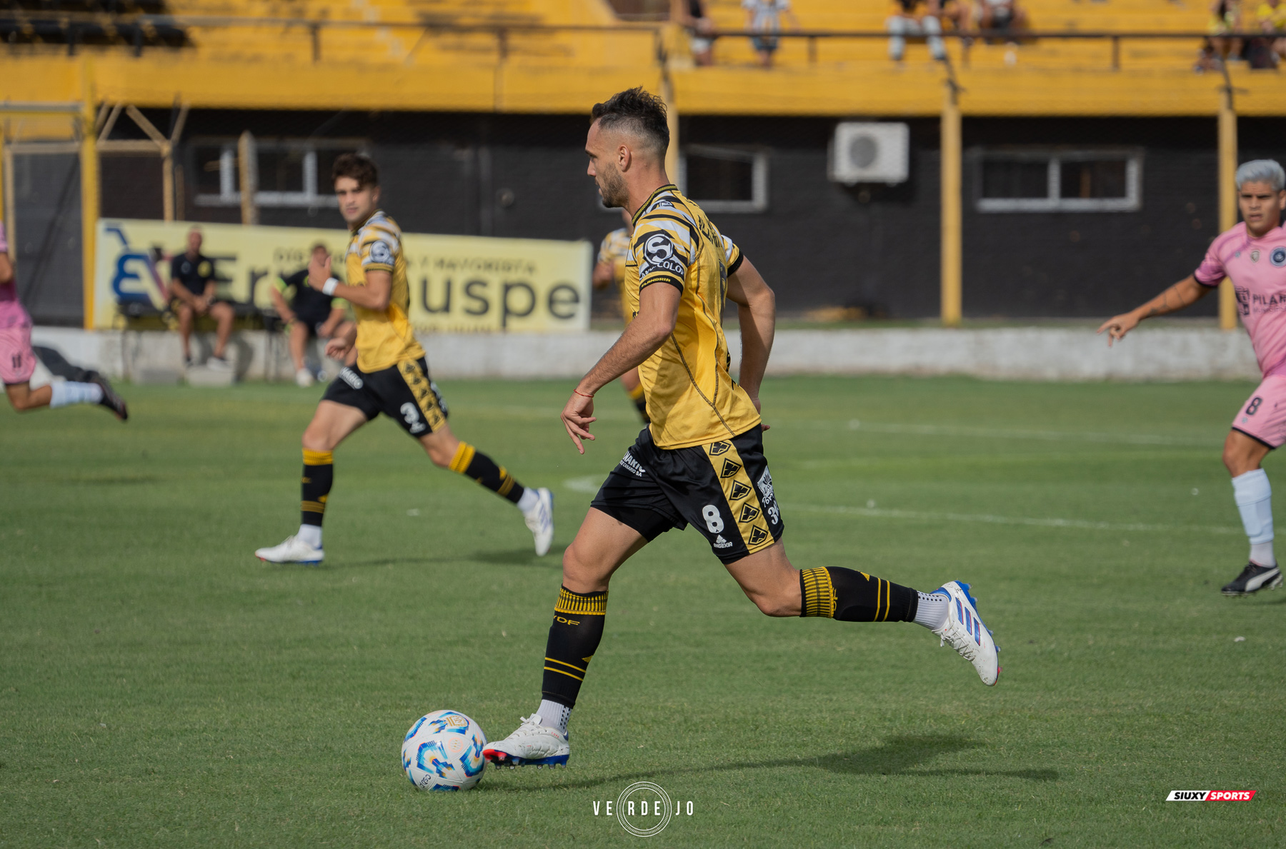  CSyD Flandria - Real Pilar FC - Soccer - AFA - 1B - Flandria (0) vs (1) Real Pilar FC (#AFA1BFLARP02) Photo by: Ignacio Verdejo | Siuxy Sports 2025-02-18