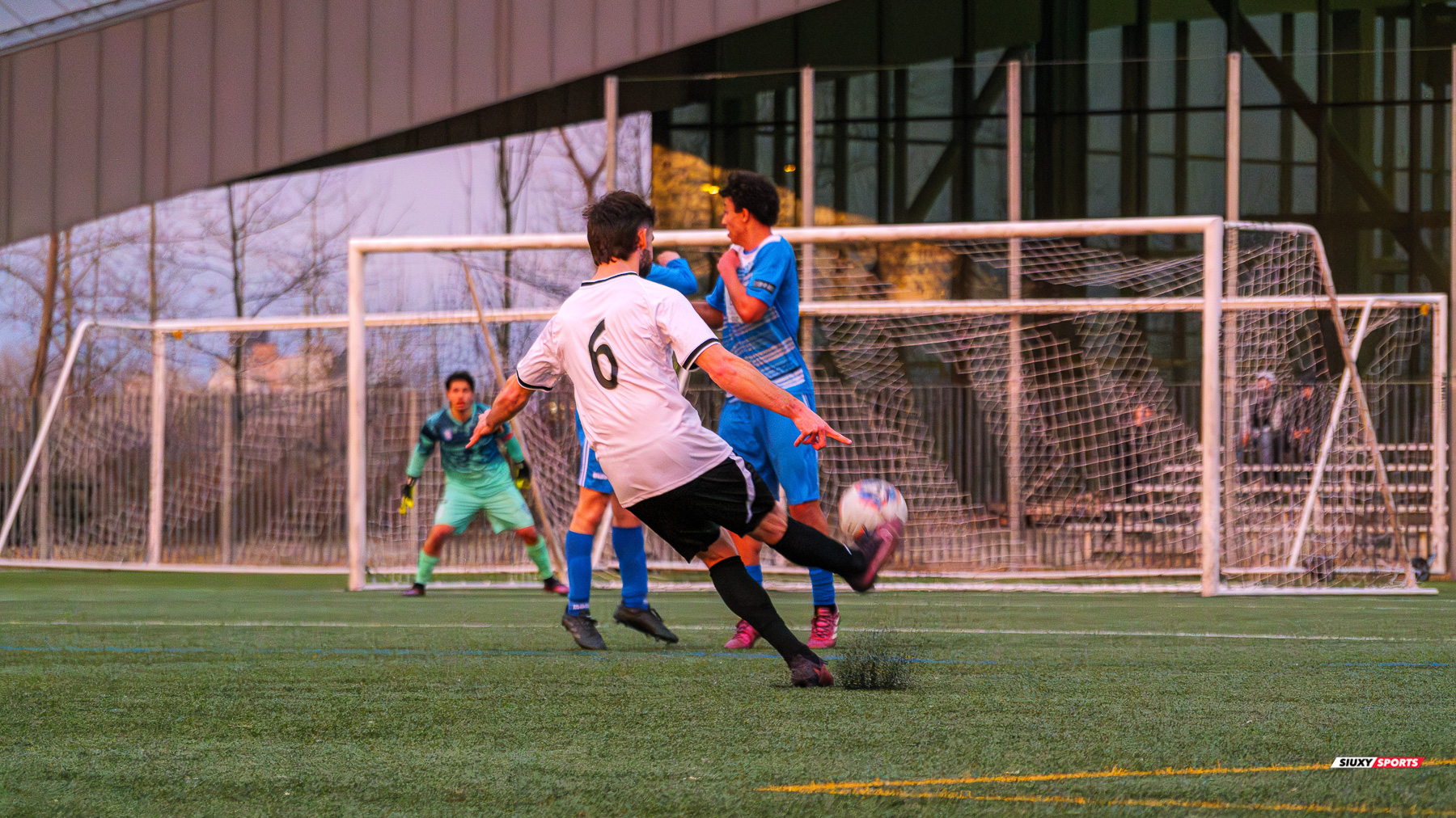 Gianluca BIANCHI -  CS Braves Ahuntsic MCFC - AS St-Leonard - Soccer - L2QC M 2025 - Braves Ahuntsic (1) vs (1) St-Léonard (#L2QC25MCSBASSL4) Photo by: Mathias Pacheco Lemina | Siuxy Sports 2025-04-19