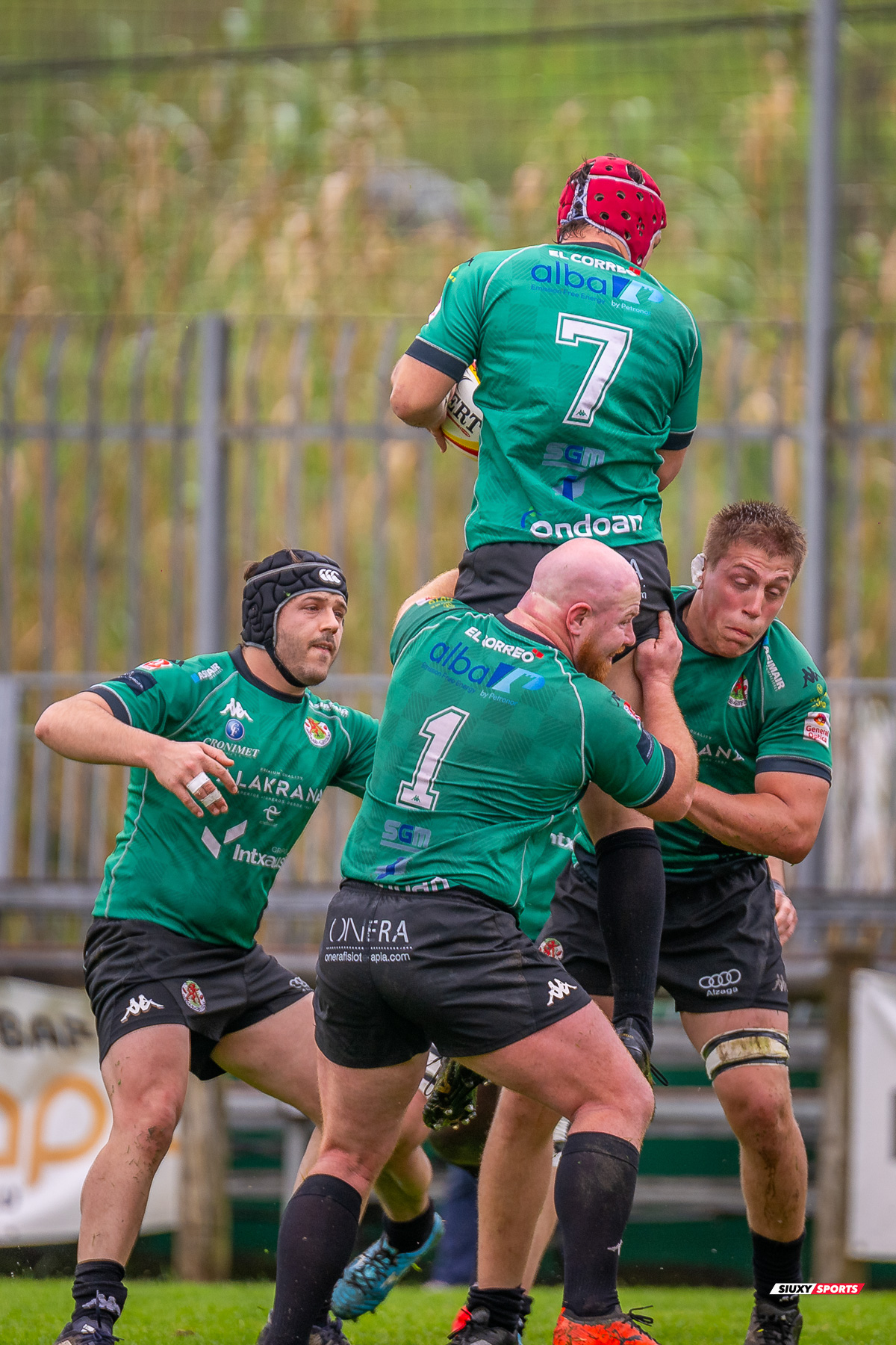  Gernika Rugby Taldea - Rugby Club L'Hospitalet - Rugby - FER 2025 - DHB - Gernika RT (52) vs (7) RC L'Hospitalet (#FER25DHBGERHOS04) Photo by: Fredy Monfoto | Siuxy Sports 2025-04-13